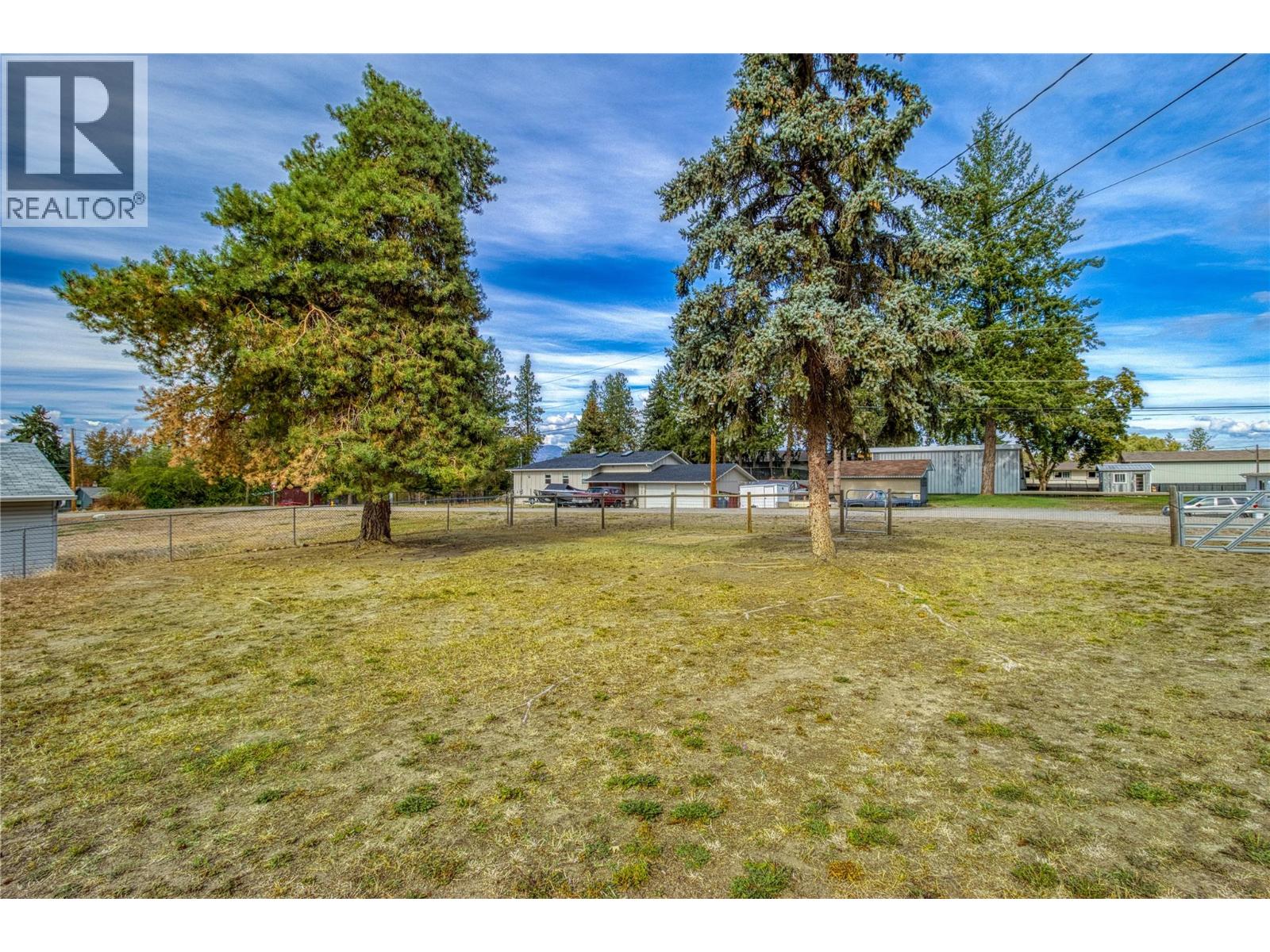 Picture for 3155 Prospect  Road https://www.cirrealty.ca/reb/bc/3/10364863_23.jpg