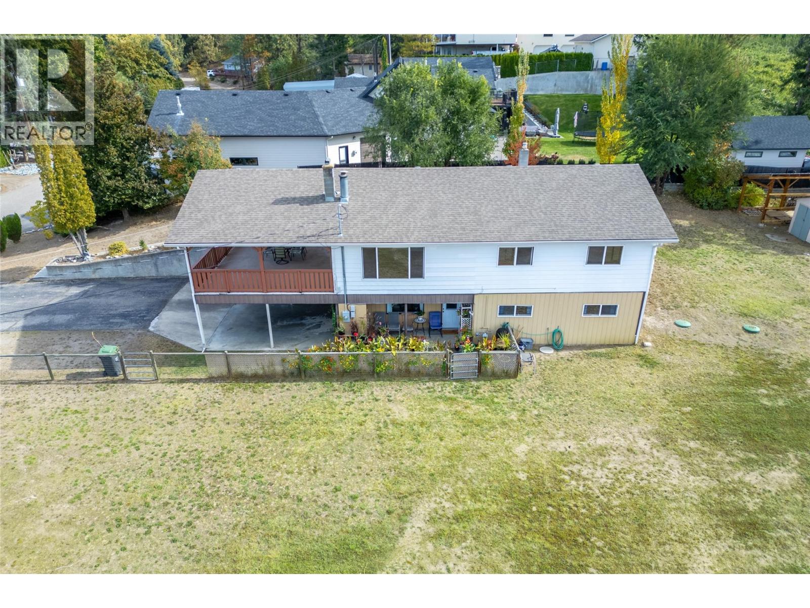 Picture for 3155 Prospect  Road https://www.cirrealty.ca/reb/bc/3/10364863_37.jpg