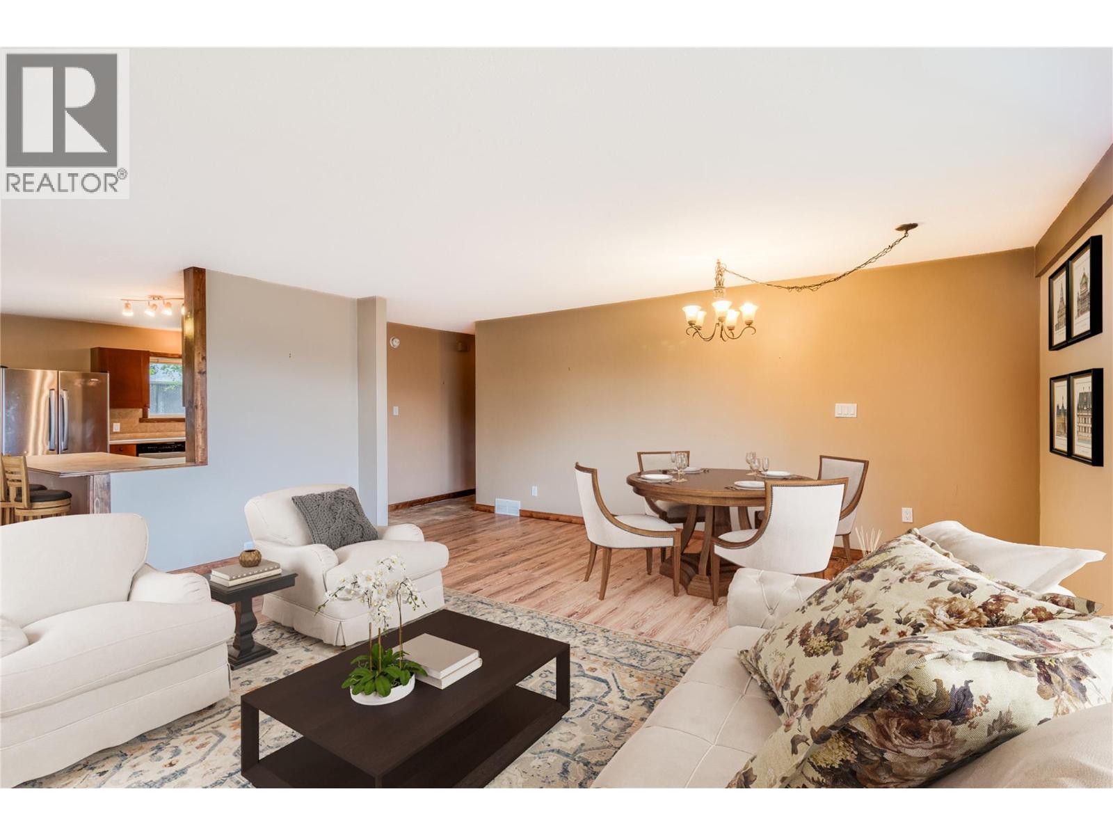 Picture for 3155 Prospect  Road https://www.cirrealty.ca/reb/bc/3/10364863_40.jpg