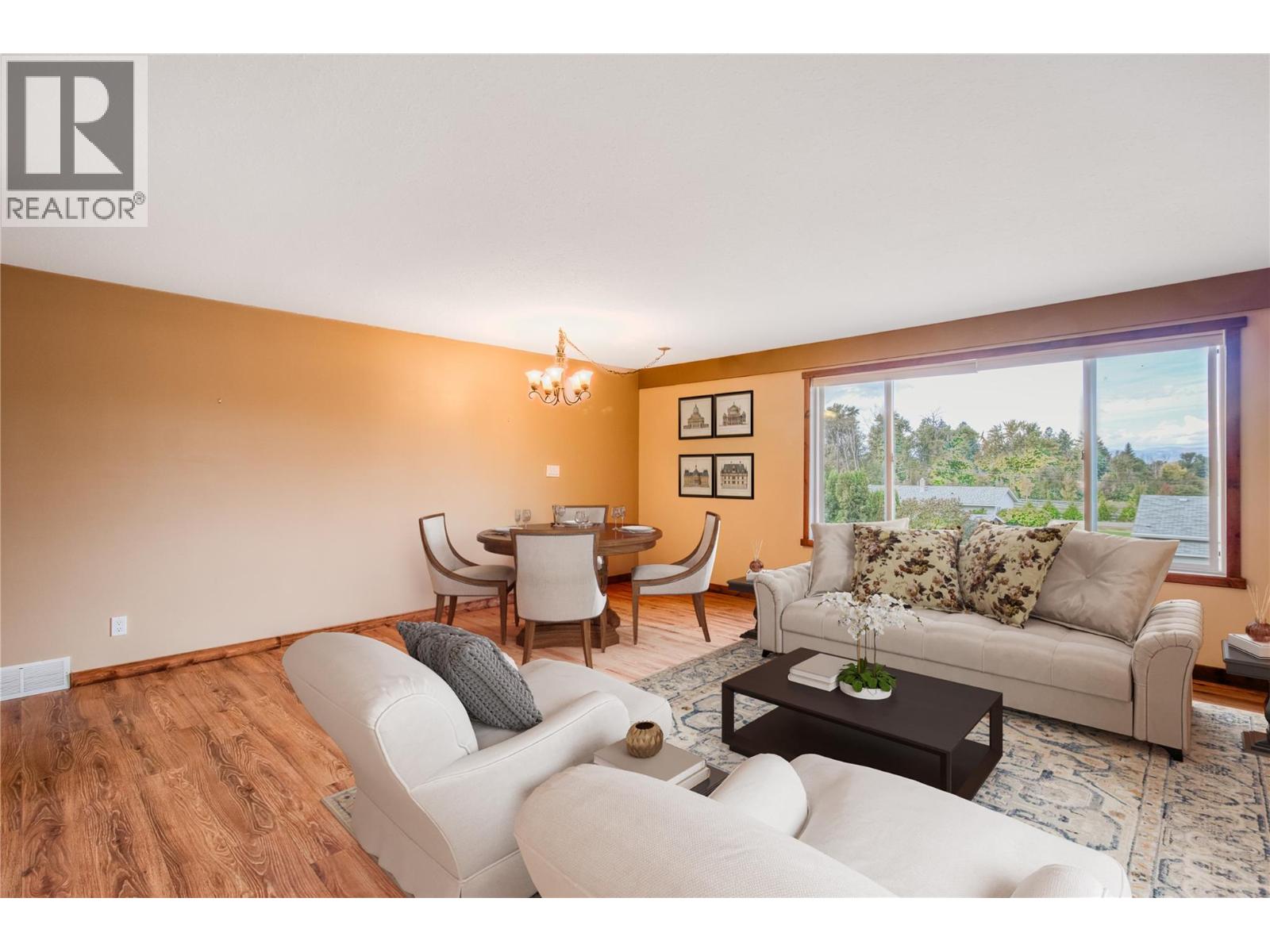 Picture for 3155 Prospect  Road https://www.cirrealty.ca/reb/bc/3/10364863_41.jpg