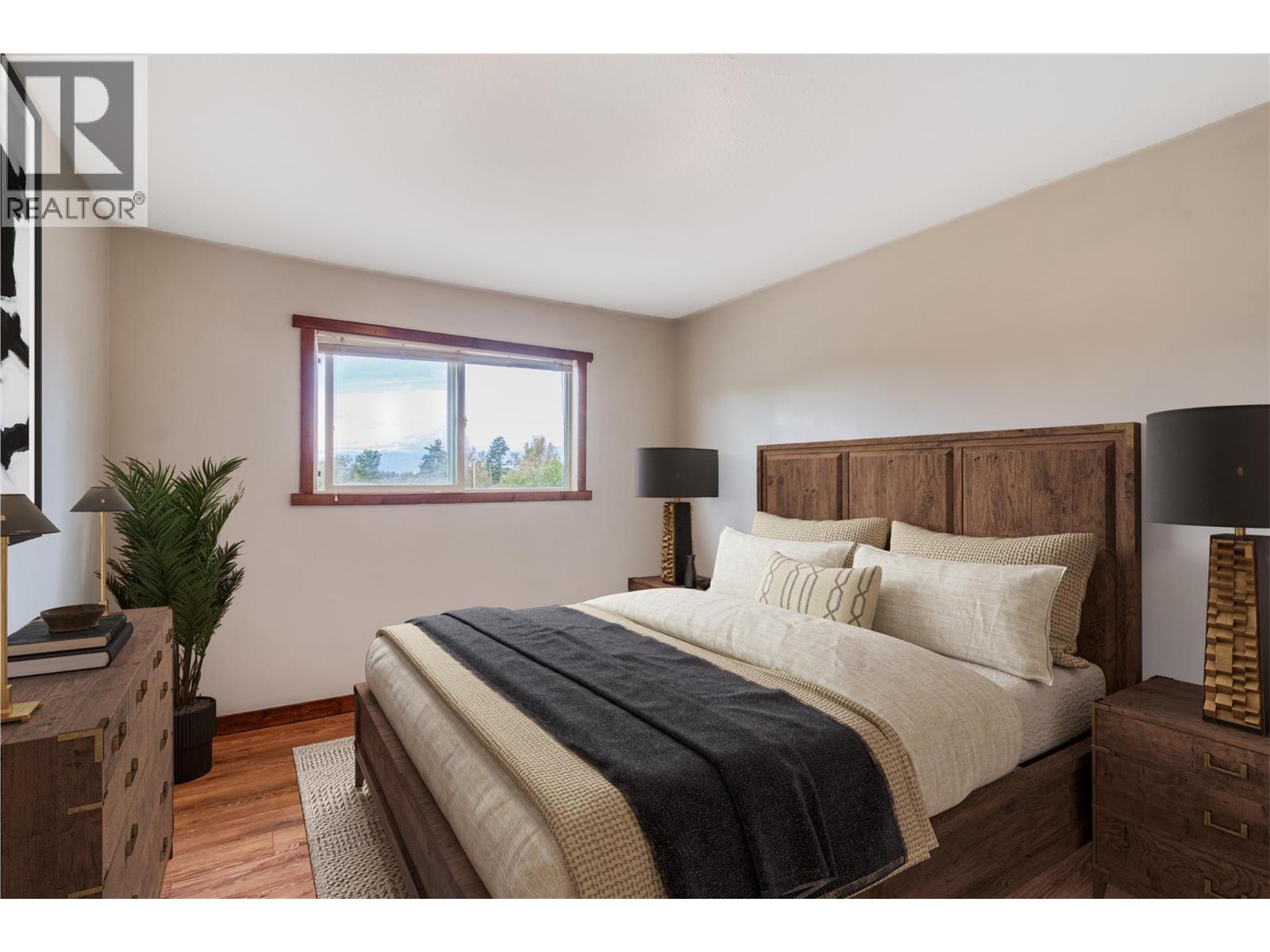 Picture for 3155 Prospect  Road https://www.cirrealty.ca/reb/bc/3/10364863_45.jpg