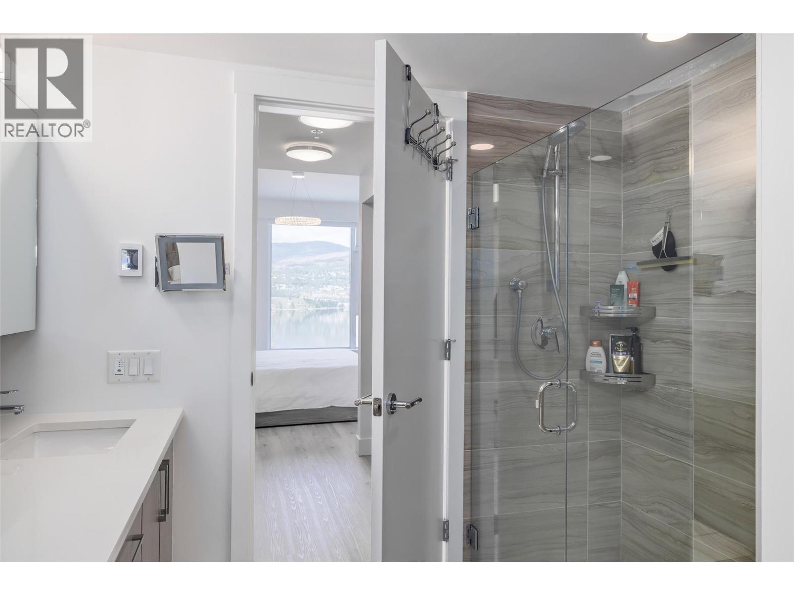 Picture for Unit #2009, 1588 Ellis  Street https://www.cirrealty.ca/reb/bc/3/10365093_16.jpg