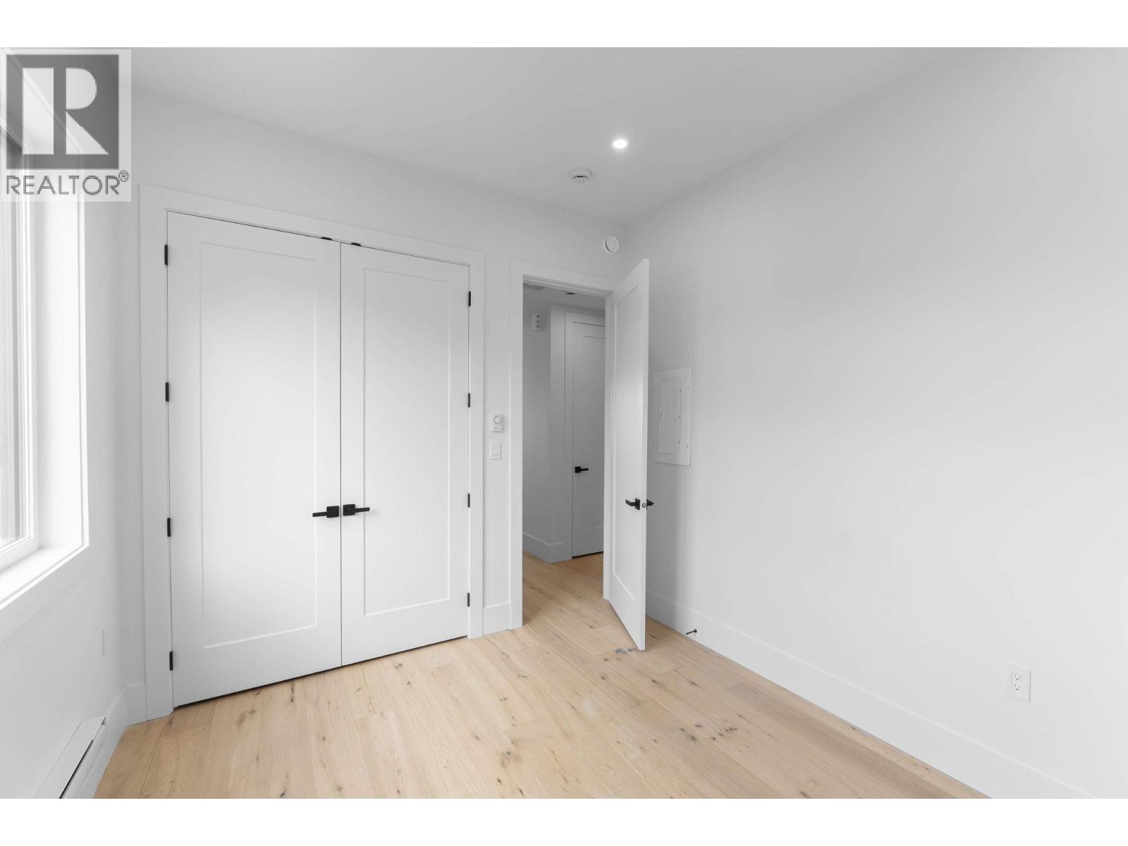 Picture for 2095 Cortina  Drive https://www.cirrealty.ca/reb/bc/3/10365183_48.jpg