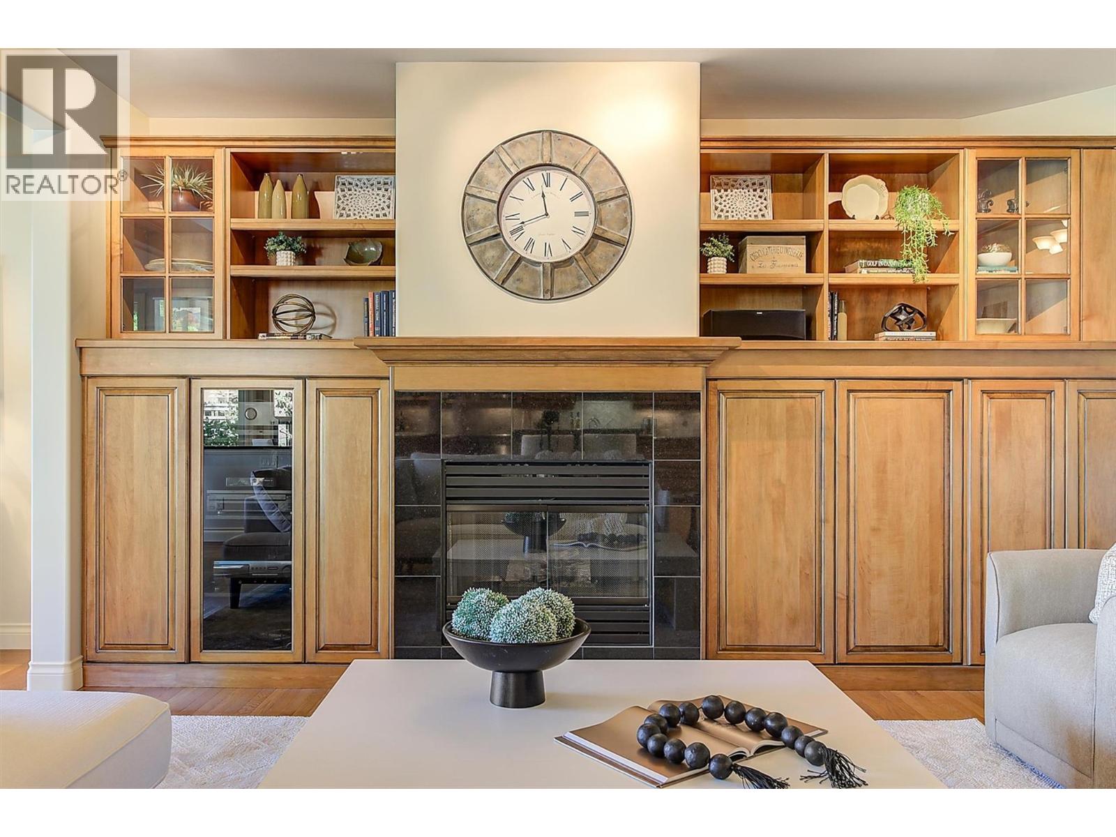 Picture for 3875 Gallaghers  Parkway https://www.cirrealty.ca/reb/bc/3/10365193_12.jpg