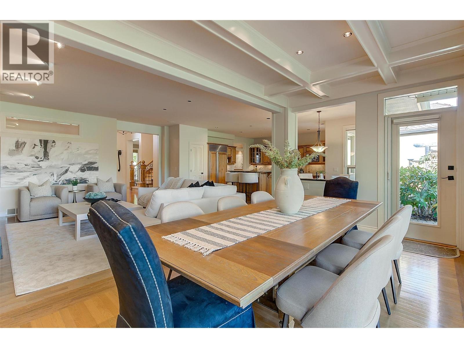 Picture for 3875 Gallaghers  Parkway https://www.cirrealty.ca/reb/bc/3/10365193_23.jpg