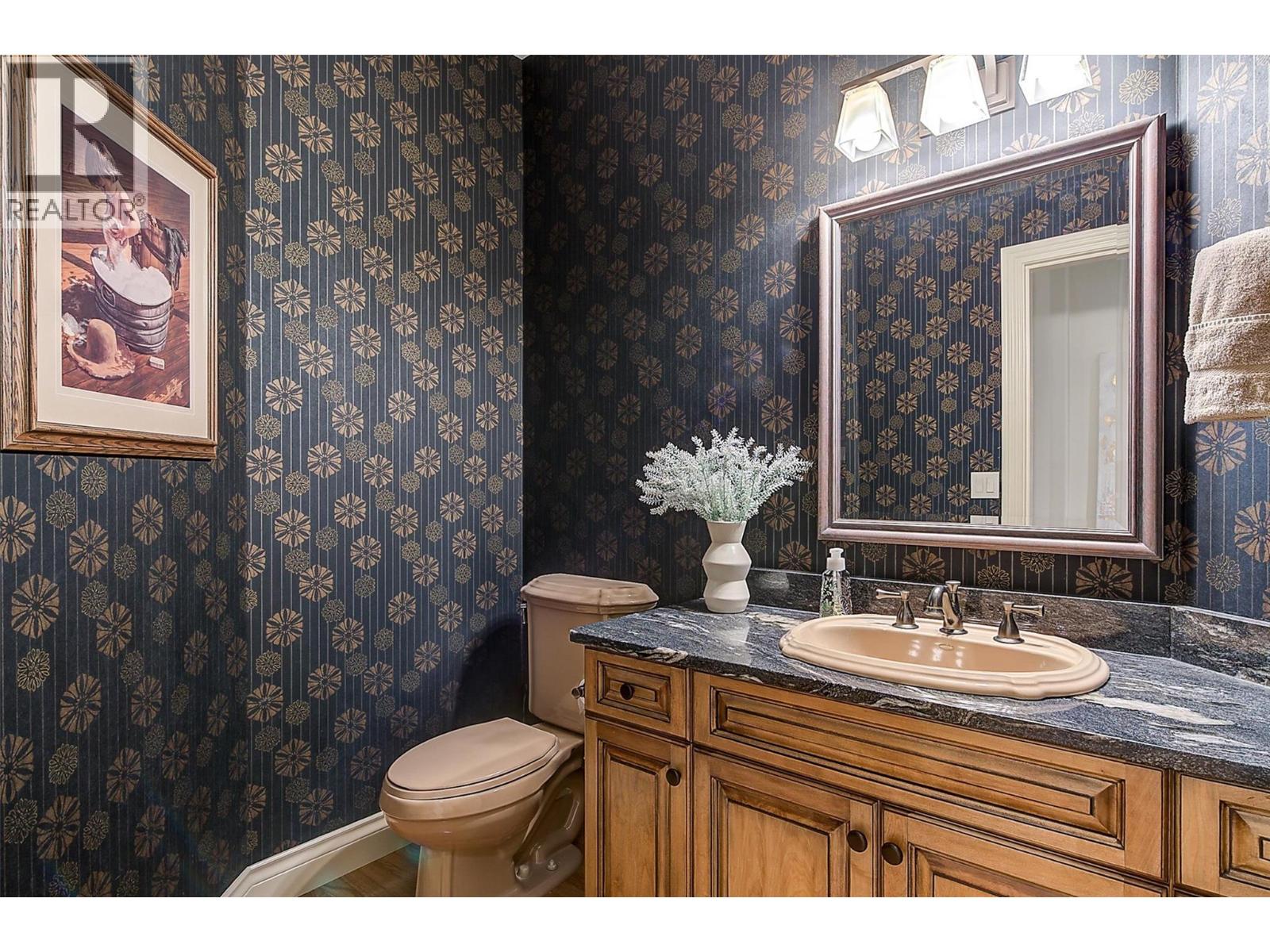 Picture for 3875 Gallaghers  Parkway https://www.cirrealty.ca/reb/bc/3/10365193_46.jpg