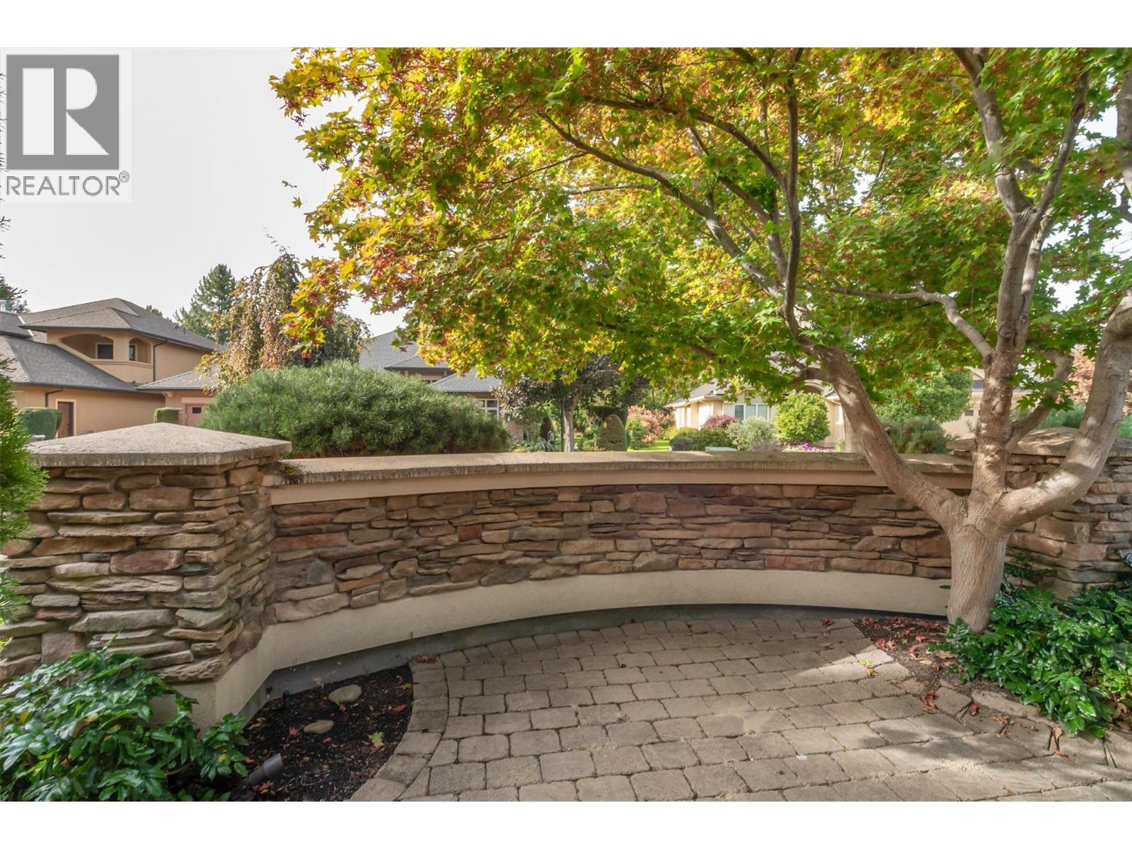 Picture for 3875 Gallaghers  Parkway https://www.cirrealty.ca/reb/bc/3/10365193_62.jpg