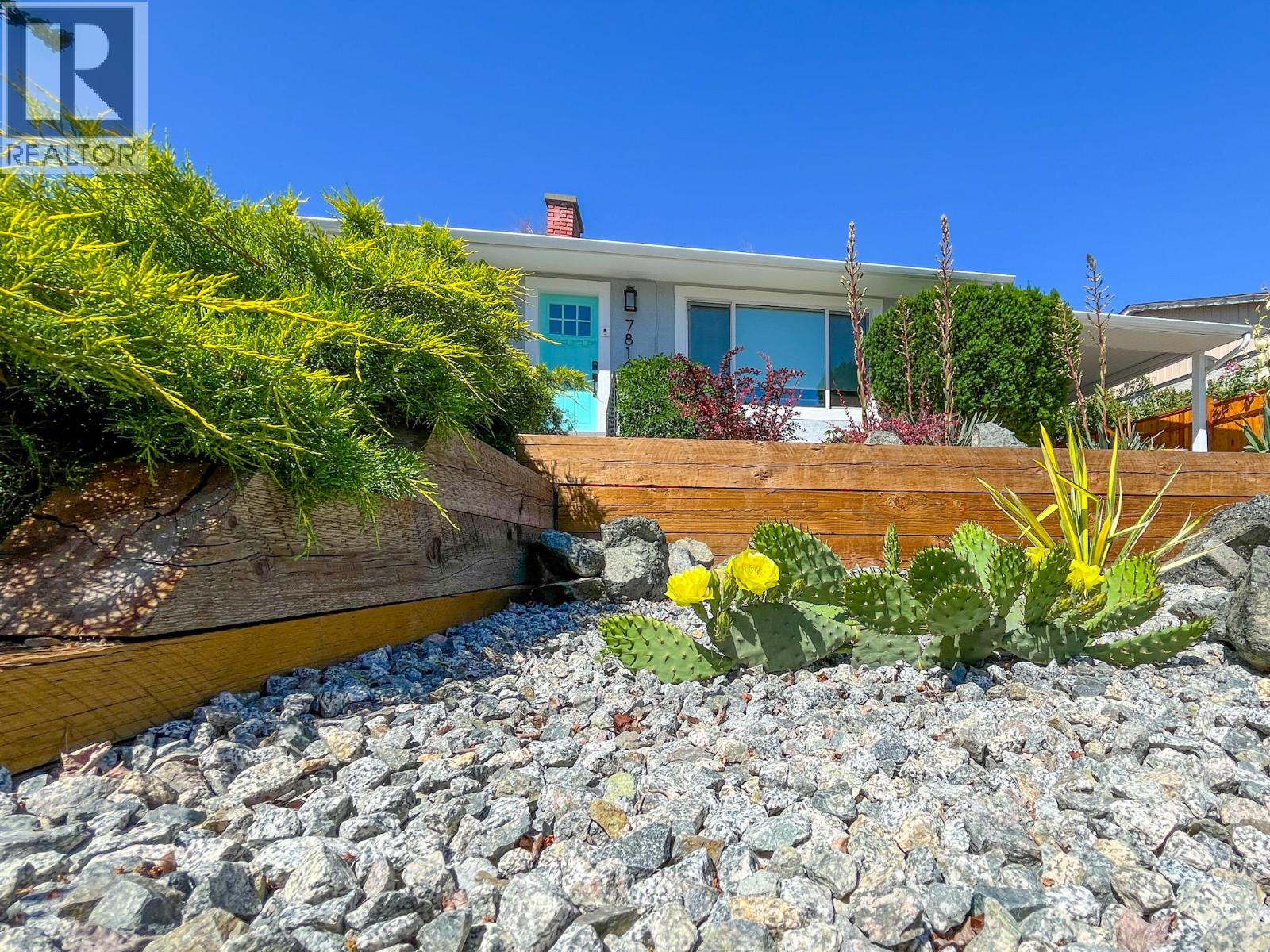 Picture for 7812 GRAVENSTEIN  Drive https://www.cirrealty.ca/reb/bc/3/10365223_12.jpg