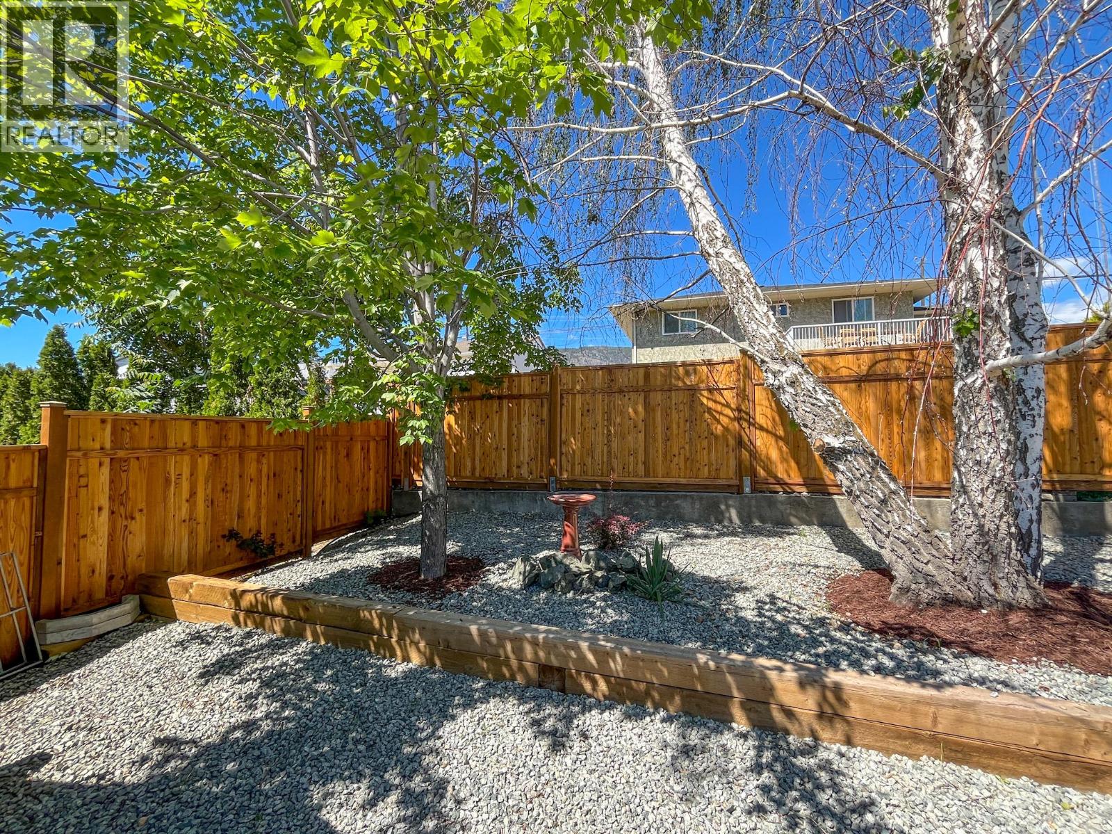 Picture for 7812 GRAVENSTEIN  Drive https://www.cirrealty.ca/reb/bc/3/10365223_13.jpg