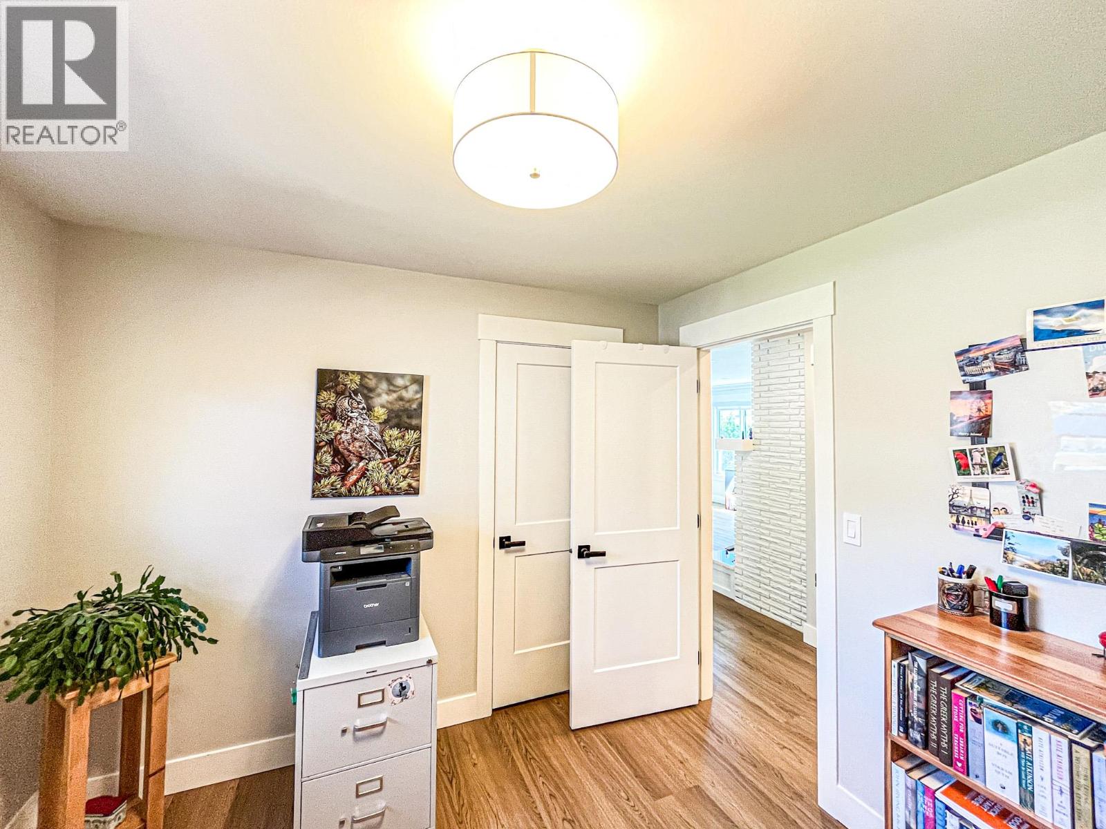 Picture for 7812 GRAVENSTEIN  Drive https://www.cirrealty.ca/reb/bc/3/10365223_18.jpg