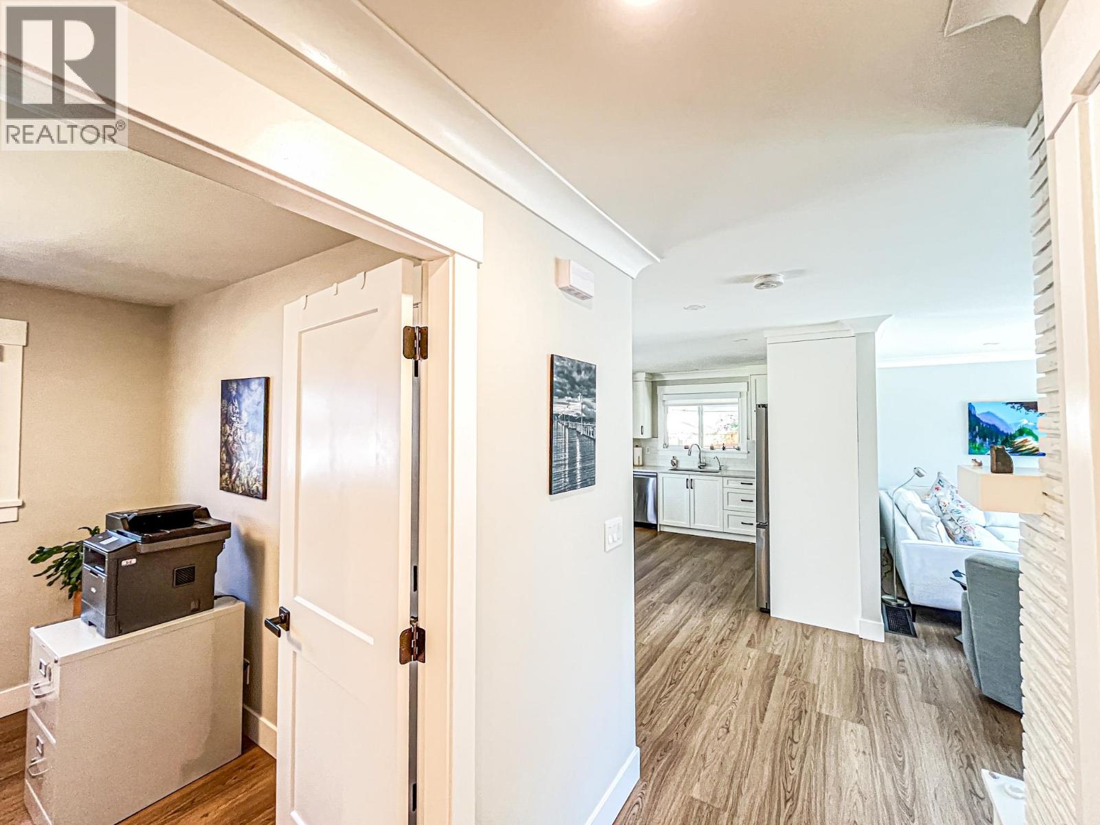 Picture for 7812 GRAVENSTEIN  Drive https://www.cirrealty.ca/reb/bc/3/10365223_23.jpg