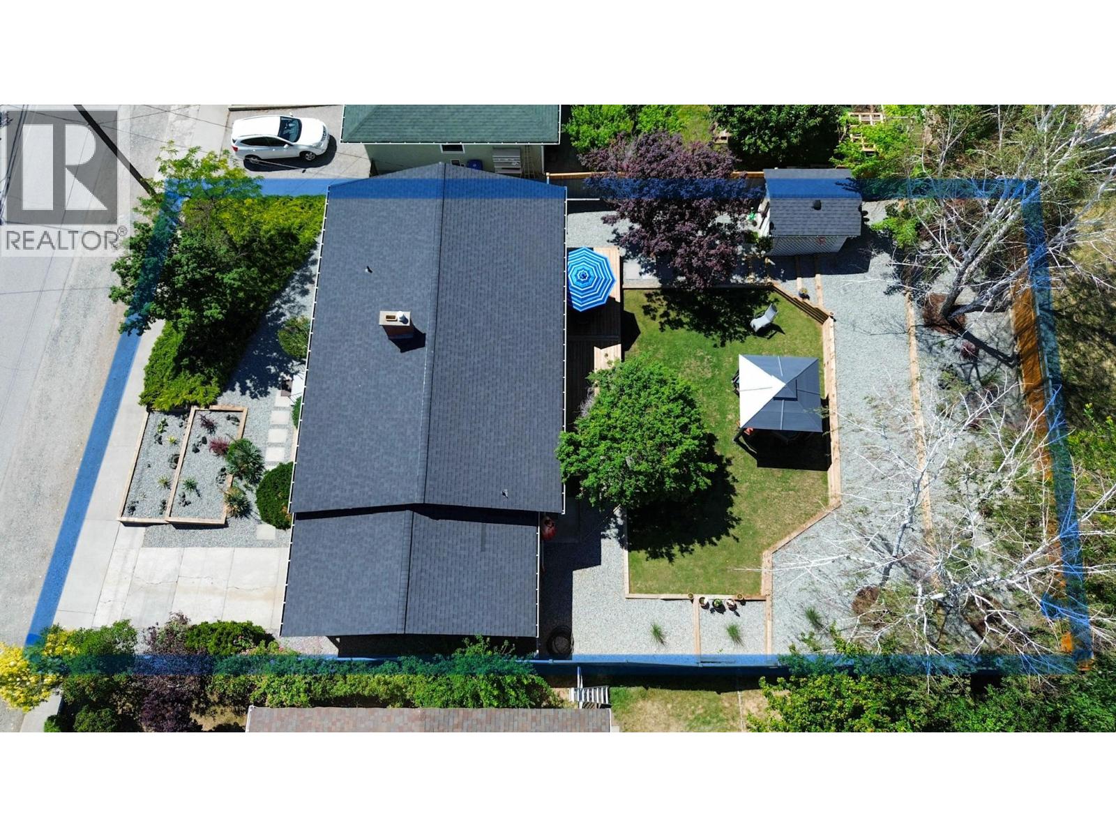 Picture for 7812 GRAVENSTEIN  Drive https://www.cirrealty.ca/reb/bc/3/10365223_39.jpg