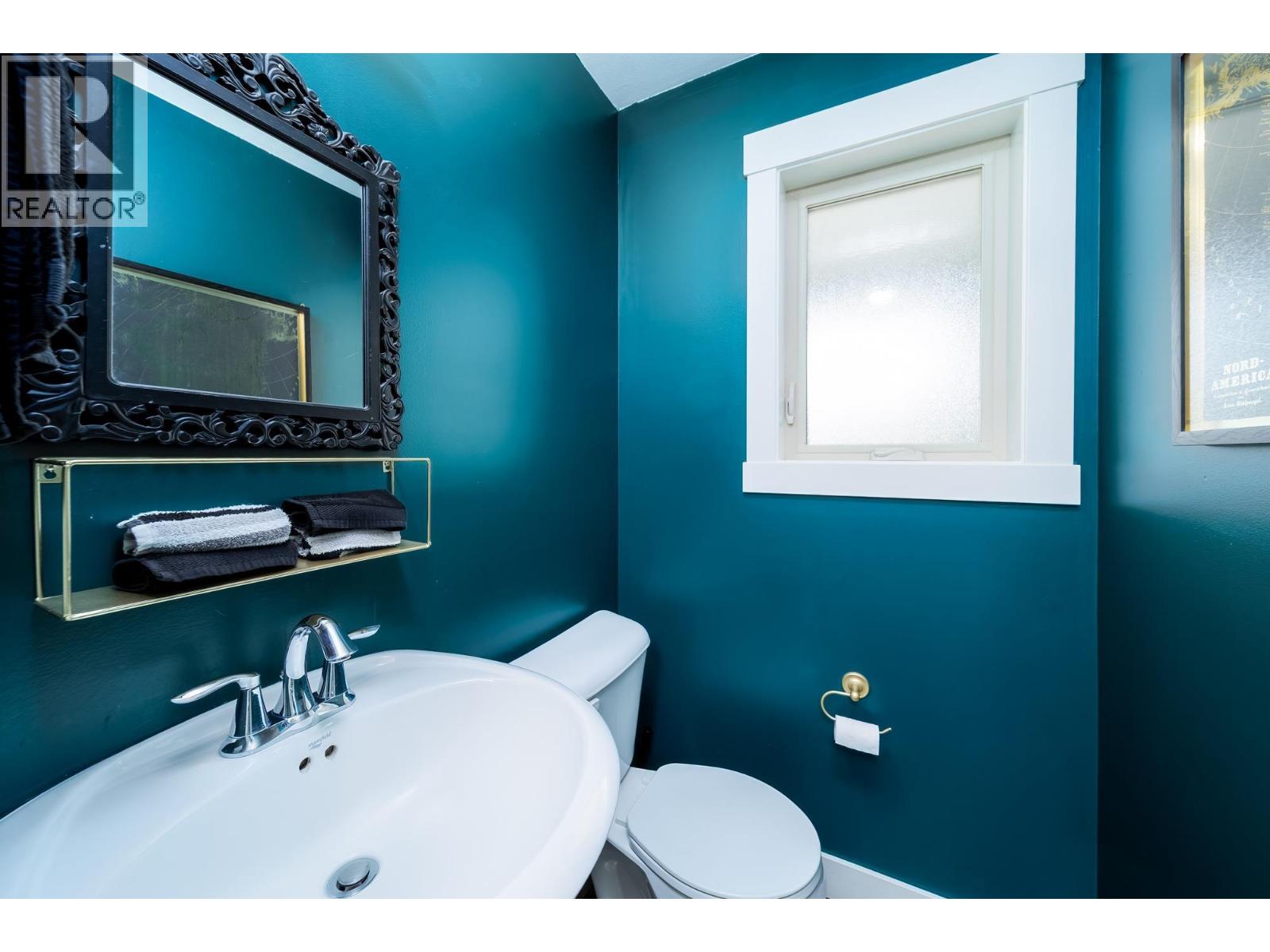Picture for Unit #154, 1651 Lynrick  Road https://www.cirrealty.ca/reb/bc/3/10365253_15.jpg