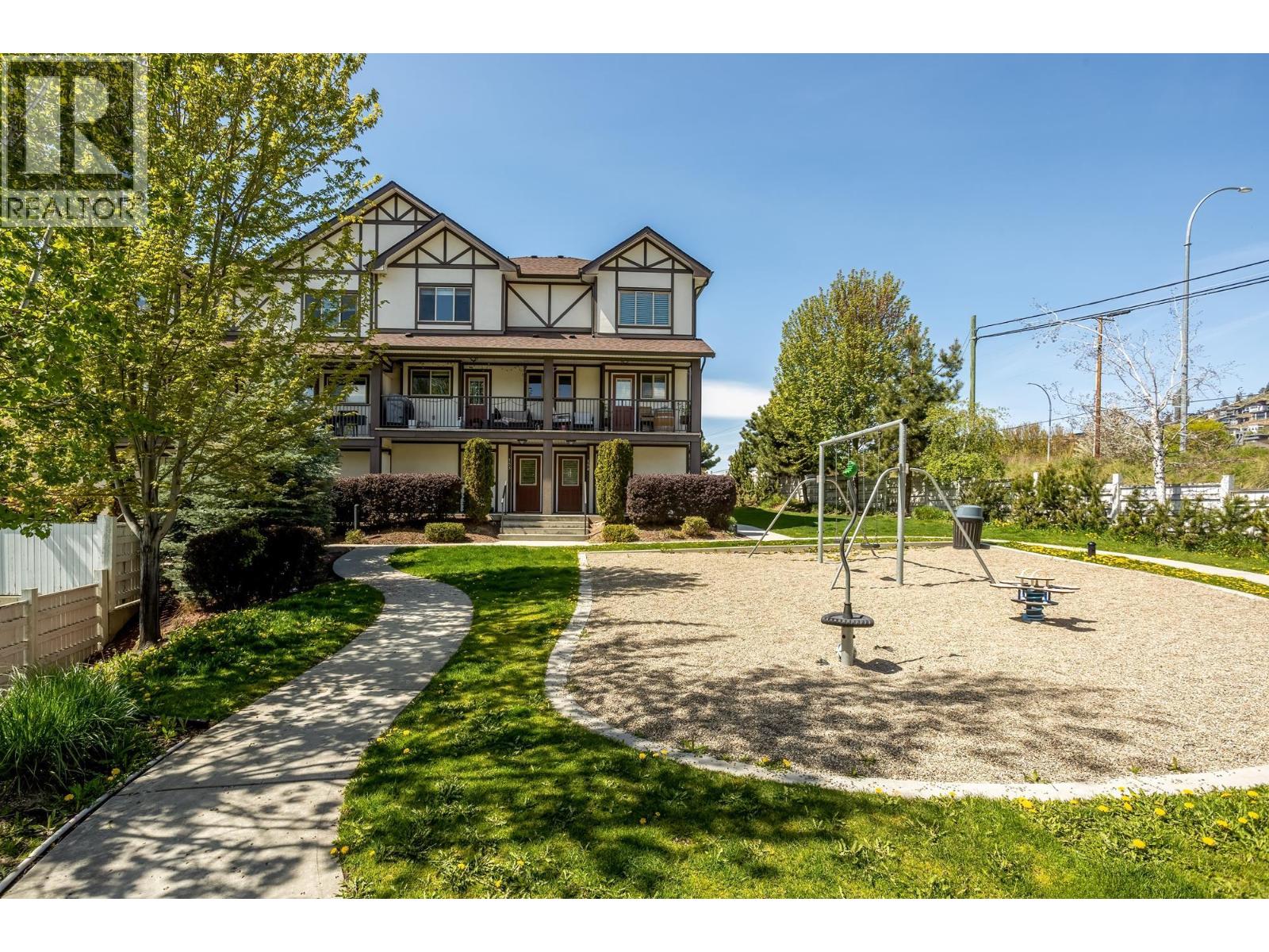 Picture for Unit #154, 1651 Lynrick  Road https://www.cirrealty.ca/reb/bc/3/10365253_2.jpg