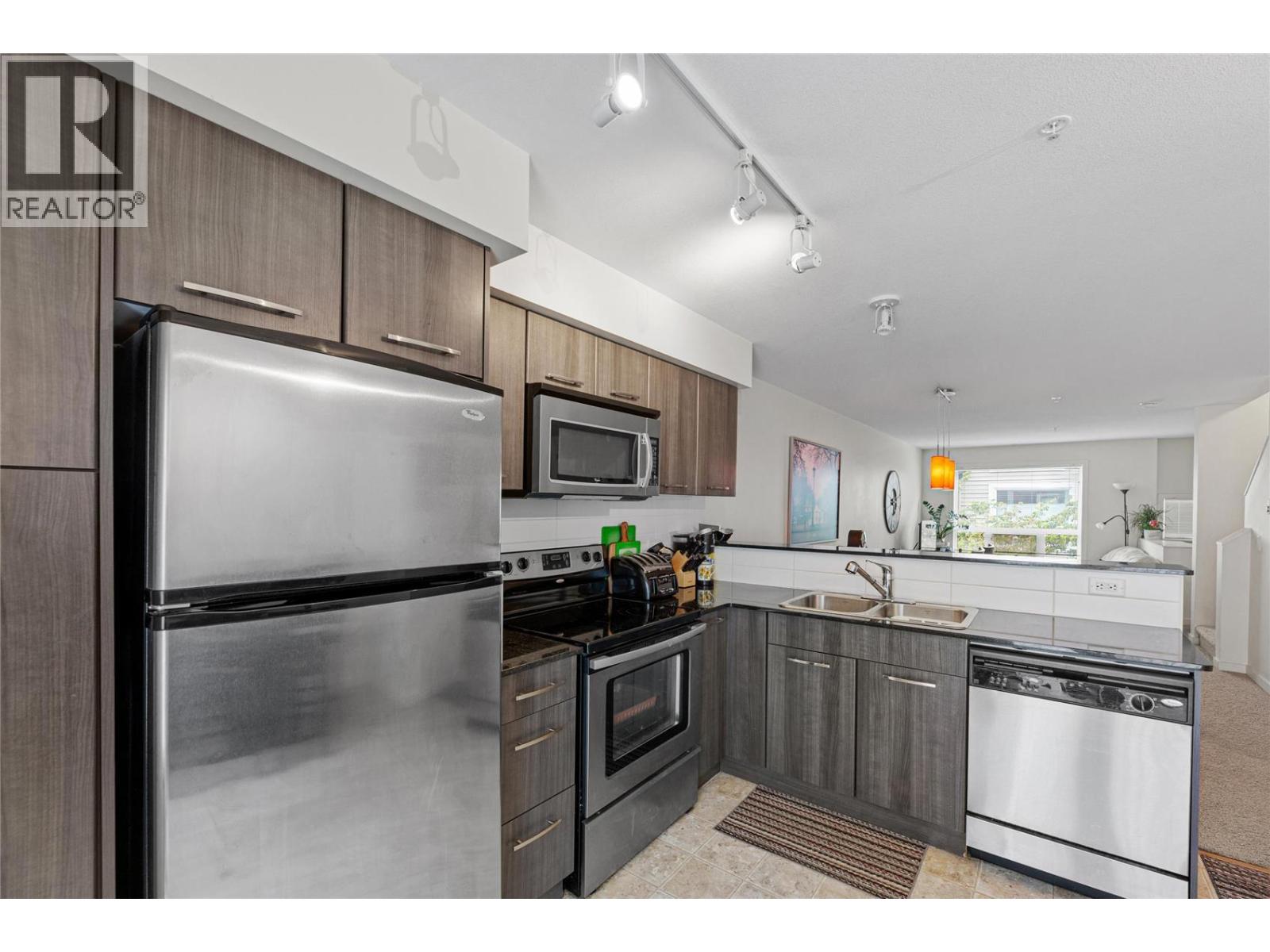 Picture for Unit #7, 1831 Ambrosi  Road https://www.cirrealty.ca/reb/bc/3/10365373_17.jpg