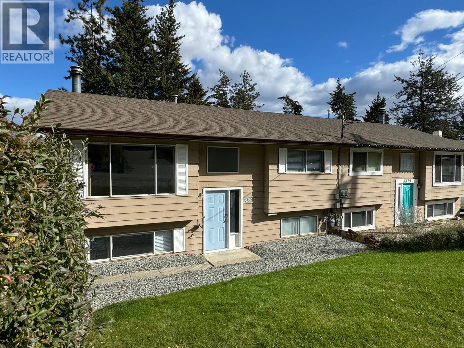 Picture for 3377 McIver  Road https://www.cirrealty.ca/reb/bc/3/10365423_16.jpg
