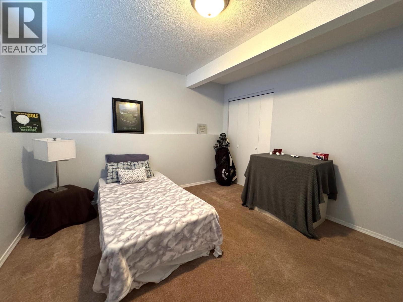 Picture for 3377 McIver  Road https://www.cirrealty.ca/reb/bc/3/10365423_9.jpg