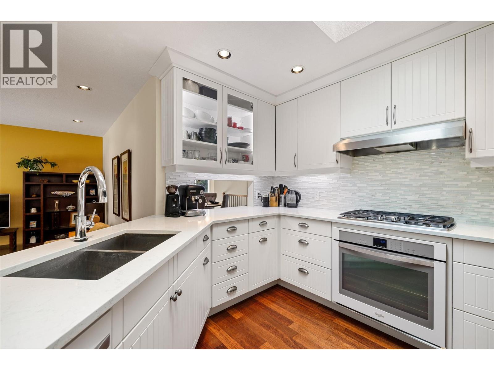 Picture for 2643 O'REILLY  Road