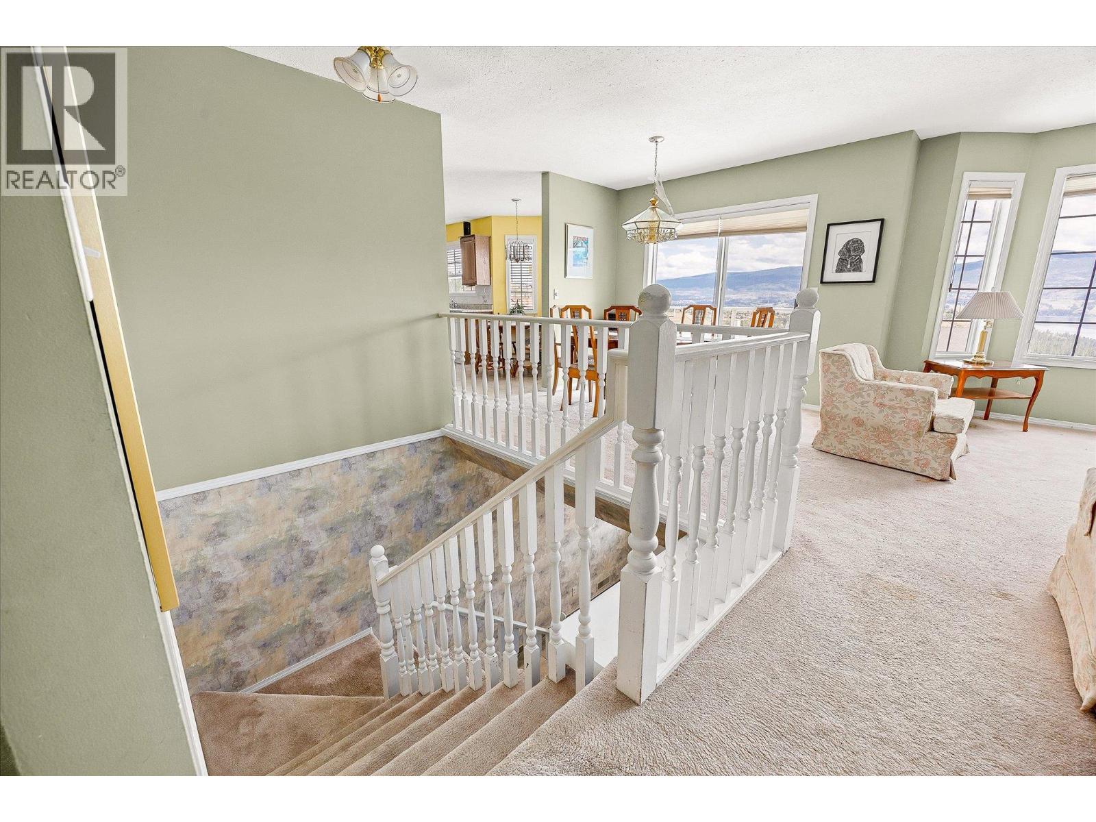 Picture for 3278 Sundance  Drive https://www.cirrealty.ca/reb/bc/3/10365593_22.jpg
