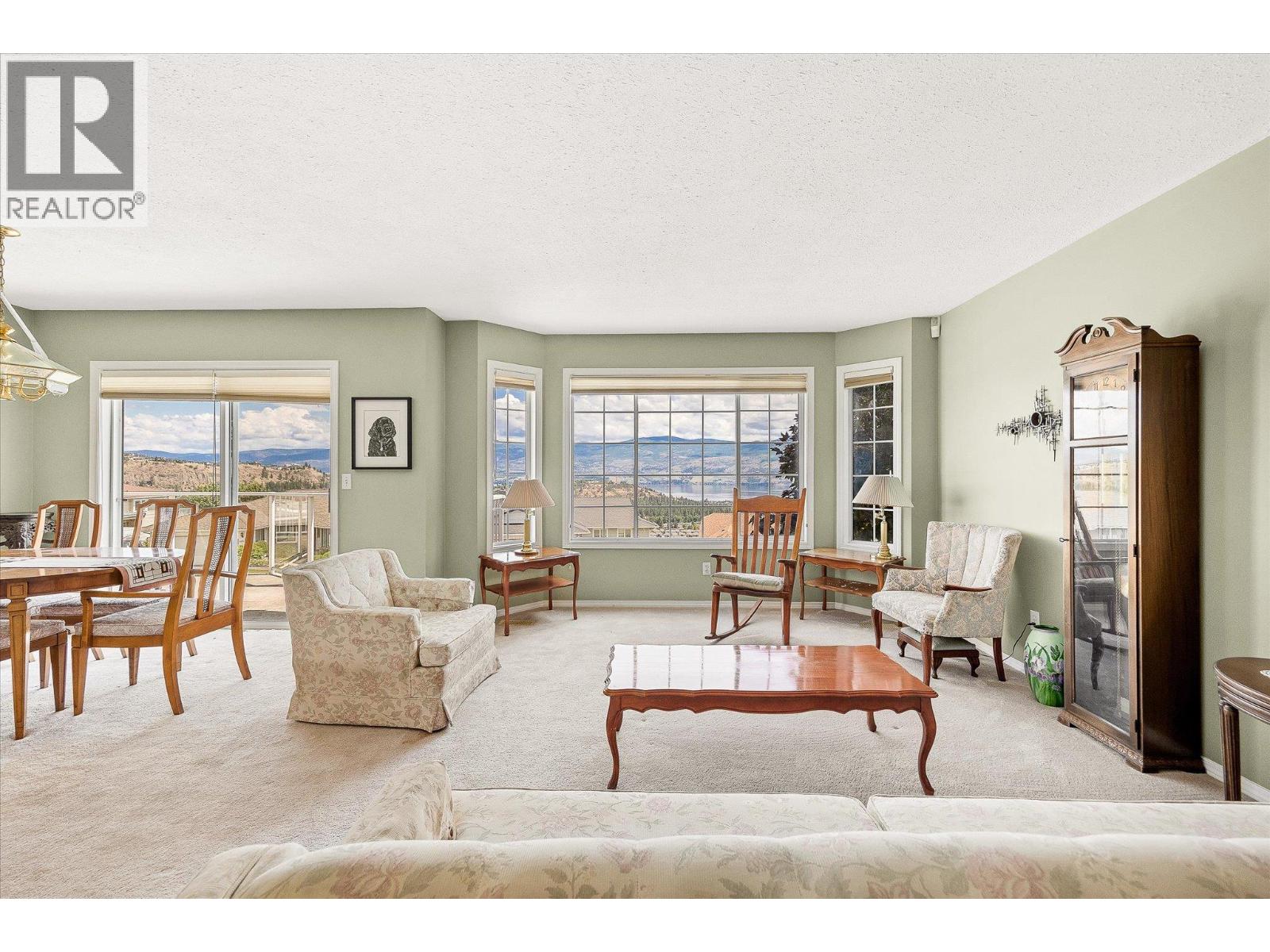 Picture for 3278 Sundance  Drive https://www.cirrealty.ca/reb/bc/3/10365593_24.jpg