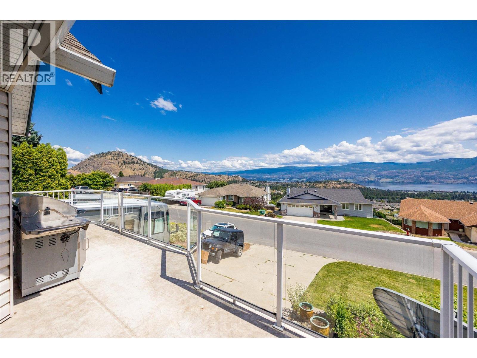 Picture for 3278 Sundance  Drive https://www.cirrealty.ca/reb/bc/3/10365593_28.jpg