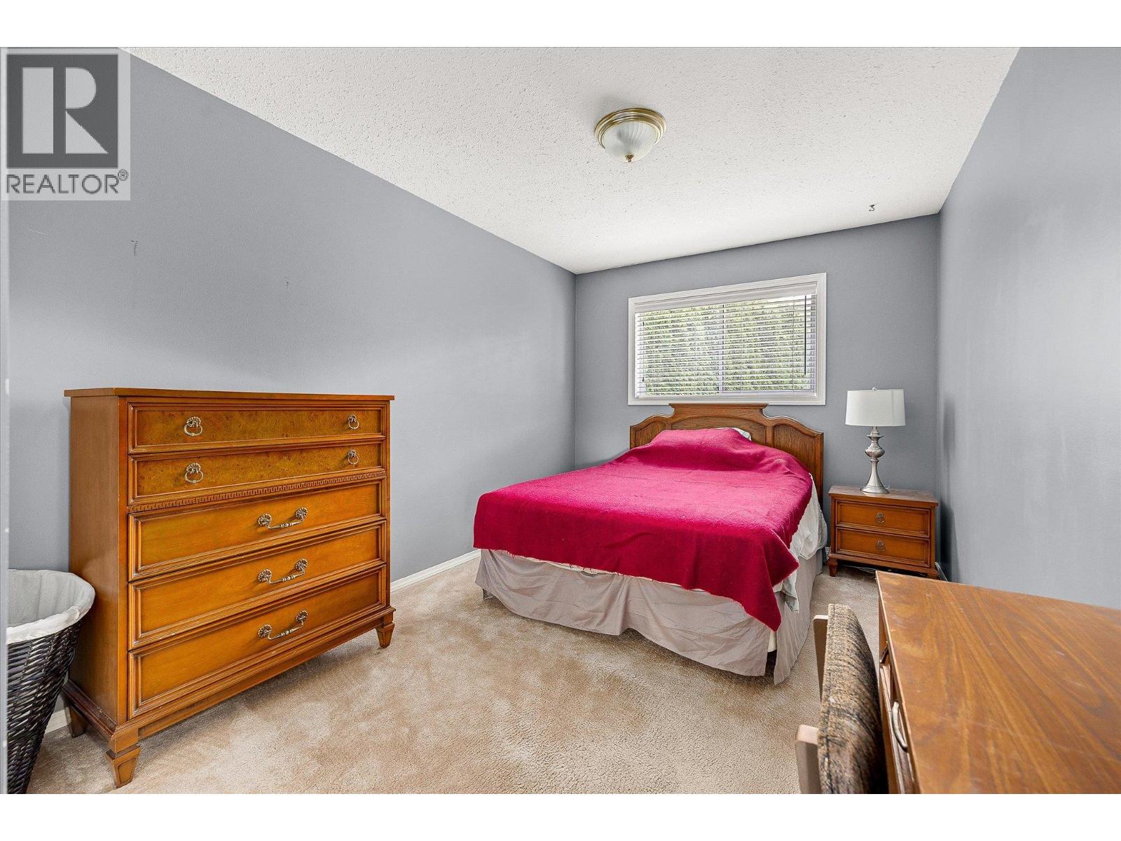 Picture for 3278 Sundance  Drive https://www.cirrealty.ca/reb/bc/3/10365593_43.jpg