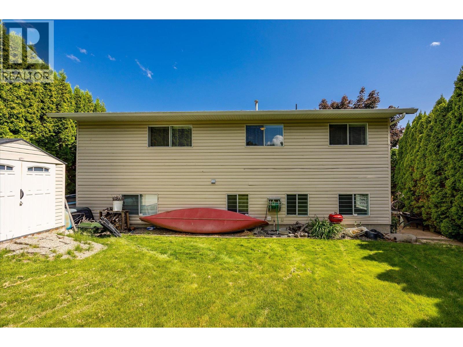 Picture for 3278 Sundance  Drive https://www.cirrealty.ca/reb/bc/3/10365593_52.jpg