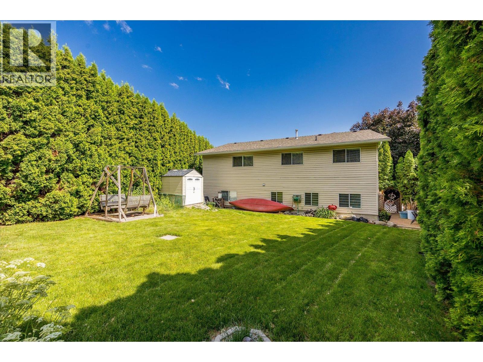 Picture for 3278 Sundance  Drive https://www.cirrealty.ca/reb/bc/3/10365593_53.jpg