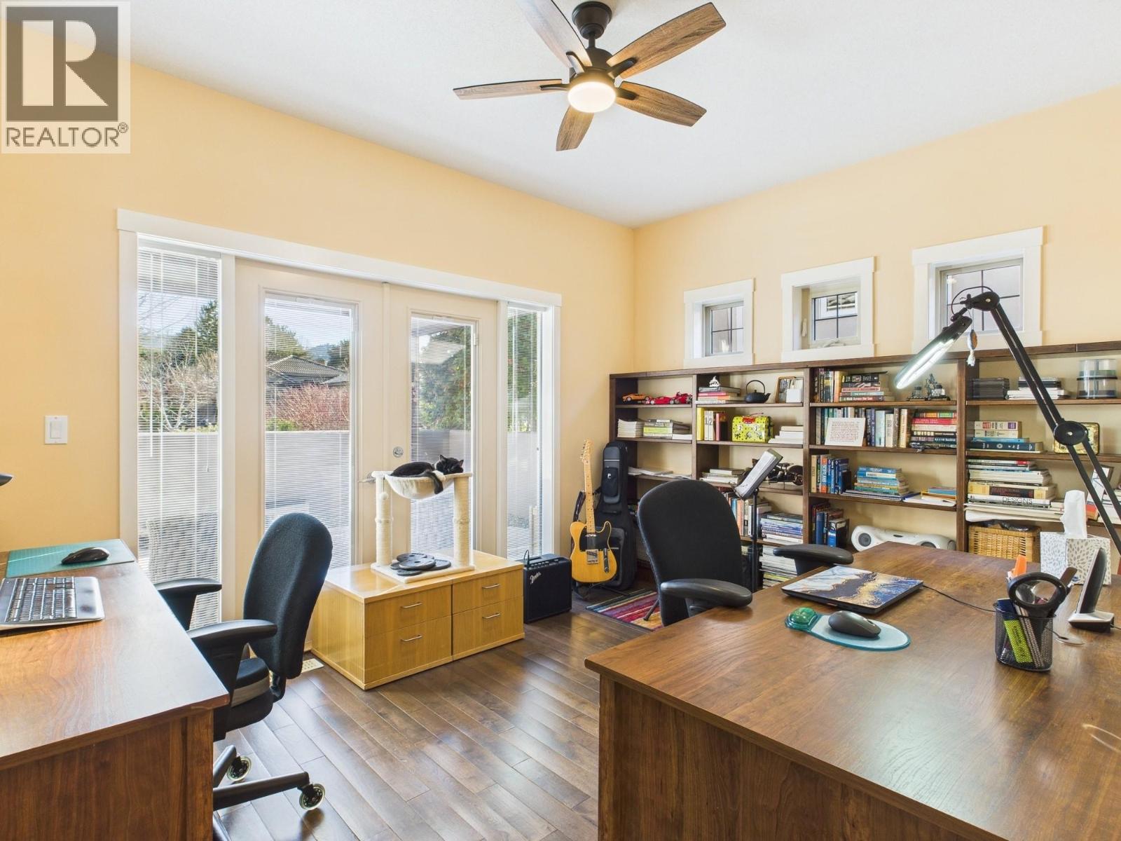 Picture for 12 WILDFLOWER  Court https://www.cirrealty.ca/reb/bc/3/10365633_16.jpg