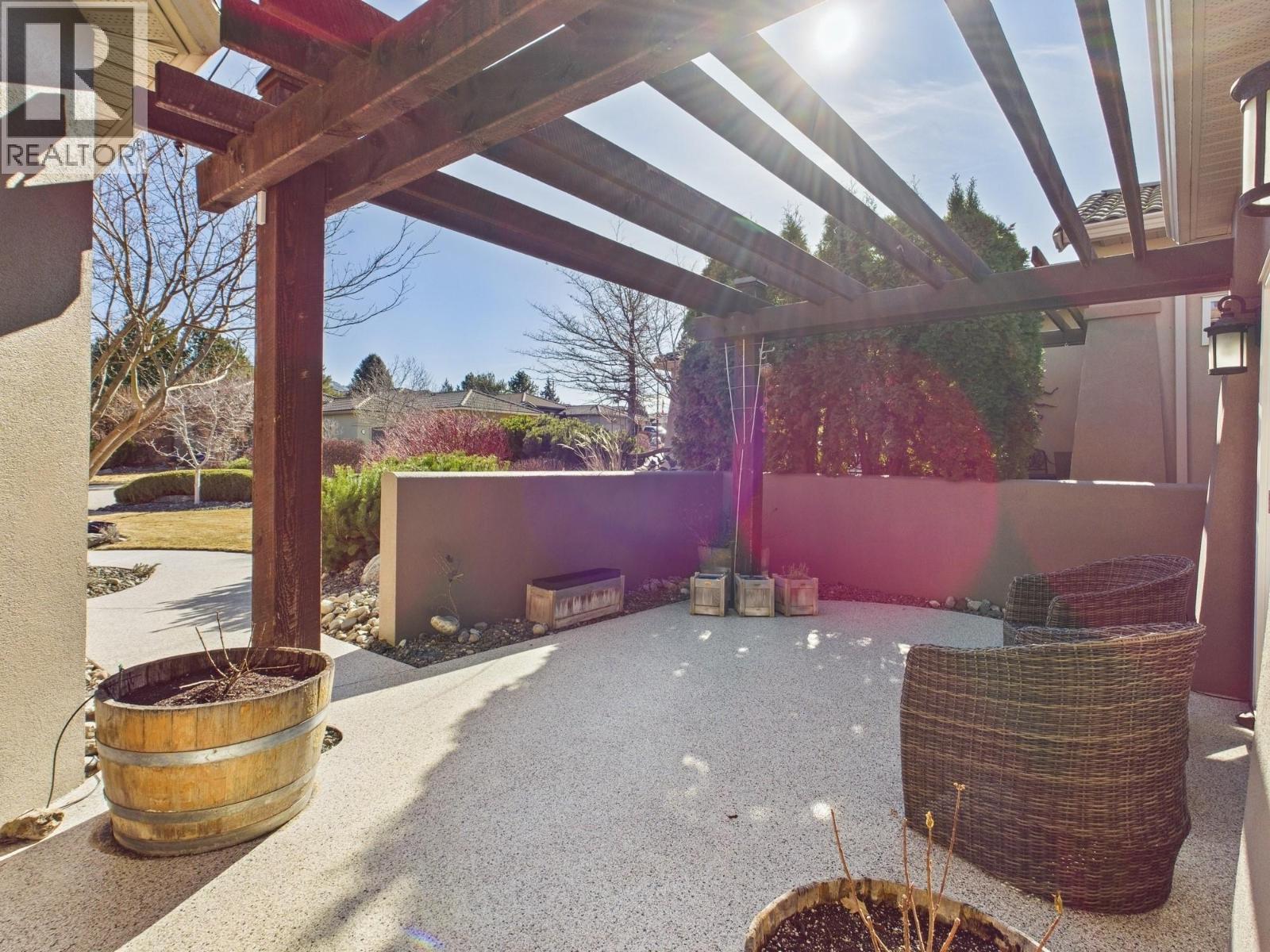 Picture for 12 WILDFLOWER  Court https://www.cirrealty.ca/reb/bc/3/10365633_22.jpg