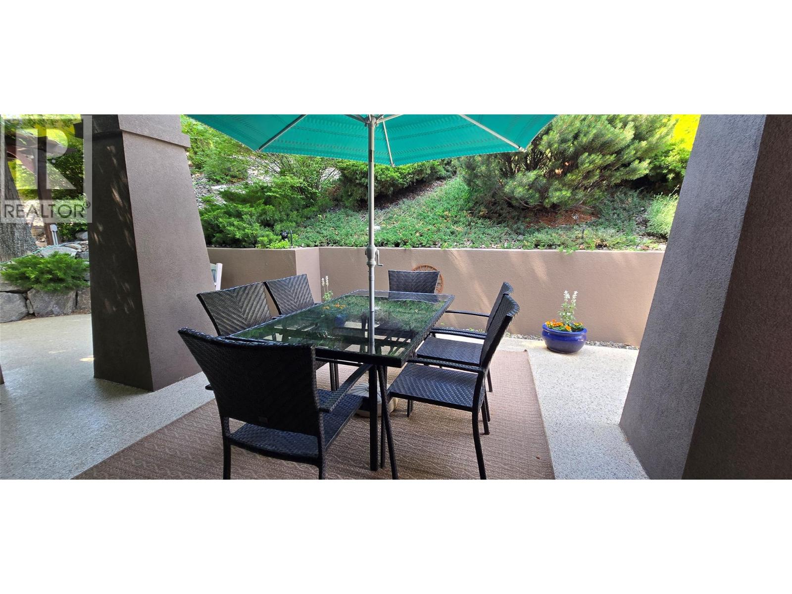 Picture for 12 WILDFLOWER  Court https://www.cirrealty.ca/reb/bc/3/10365633_24.jpg