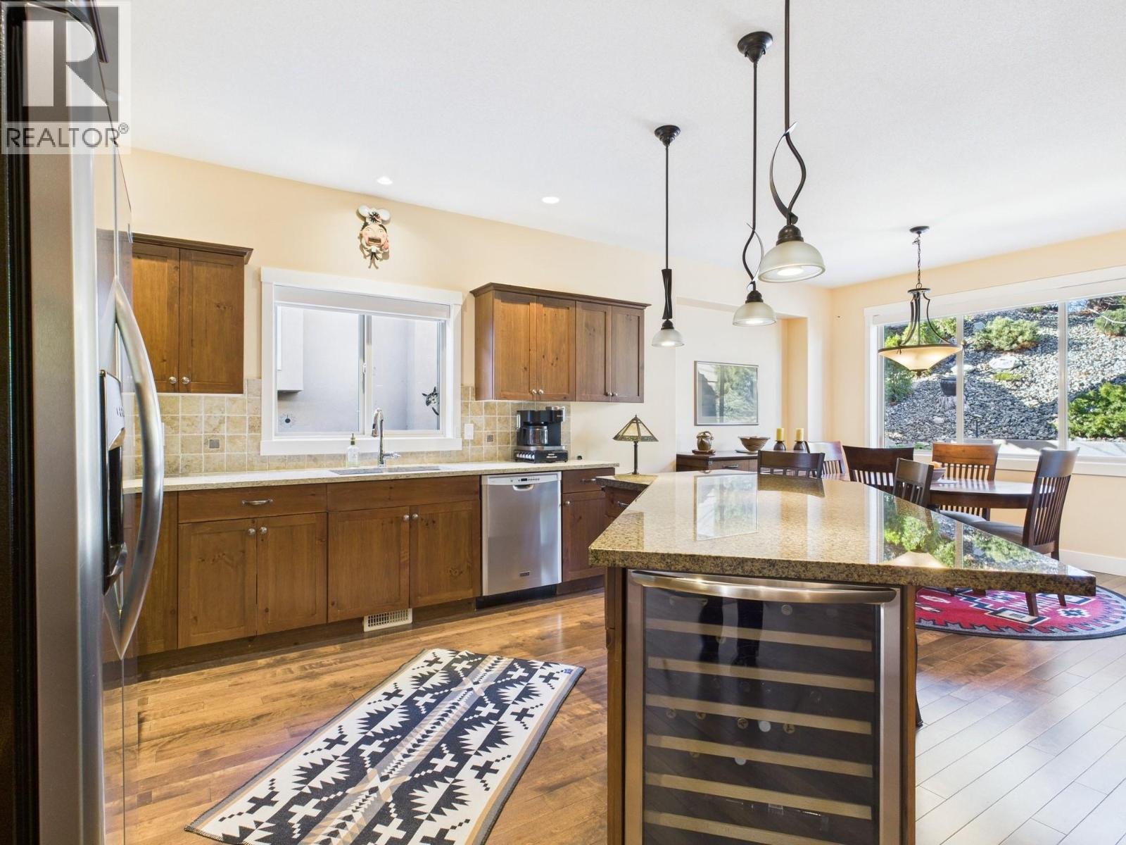 Picture for 12 WILDFLOWER  Court