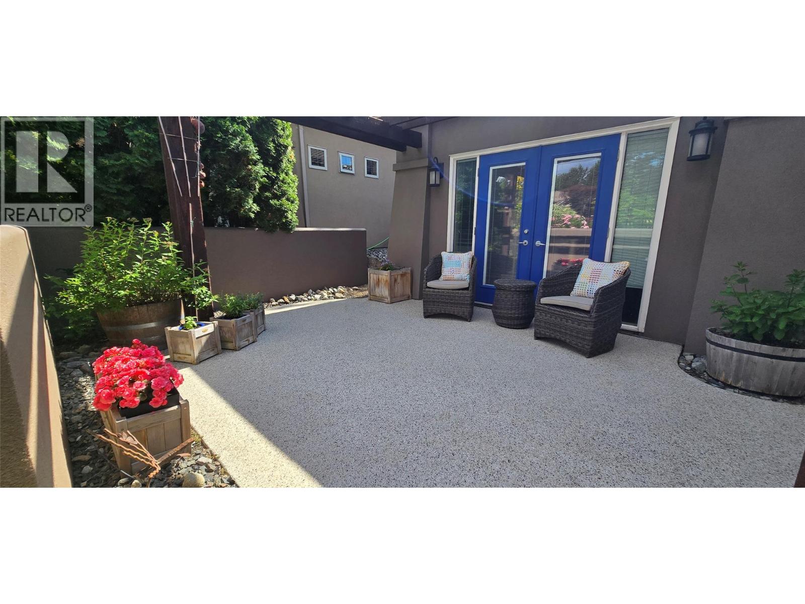 Picture for 12 WILDFLOWER  Court https://www.cirrealty.ca/reb/bc/3/10365633_9.jpg