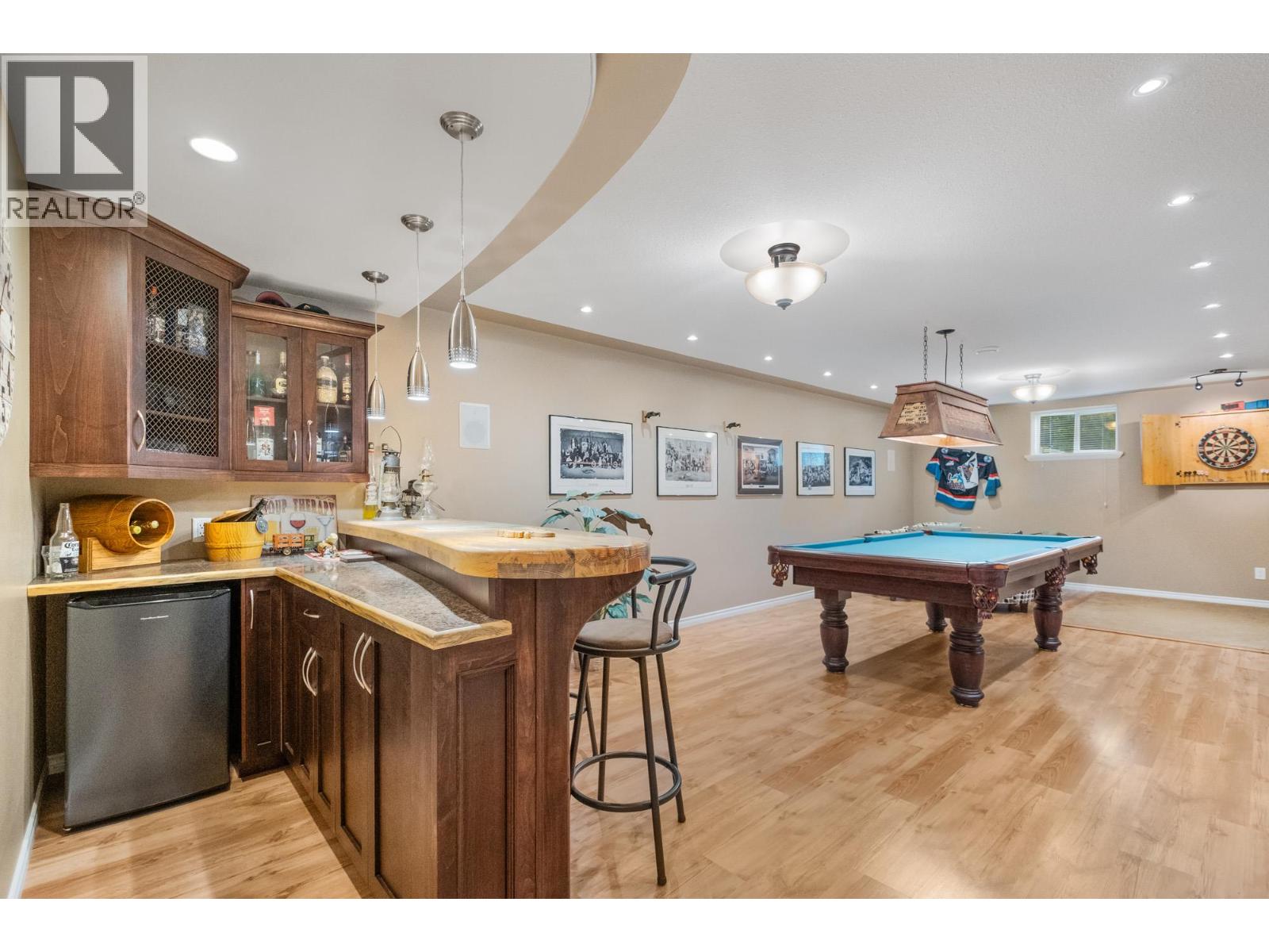 Picture for 3585 Kimatouche  Road https://www.cirrealty.ca/reb/bc/3/10365783_31.jpg