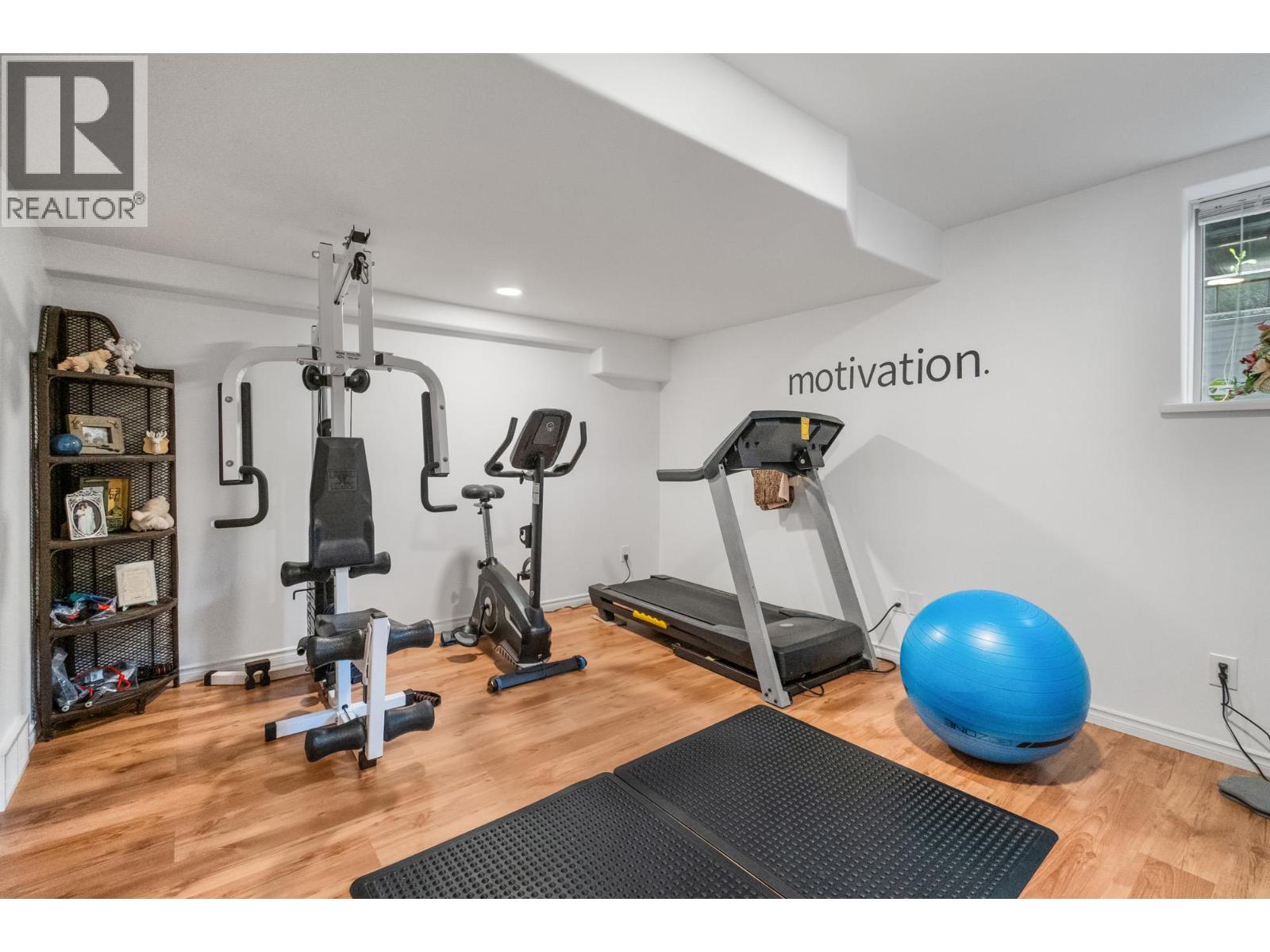 Picture for 3585 Kimatouche  Road https://www.cirrealty.ca/reb/bc/3/10365783_35.jpg