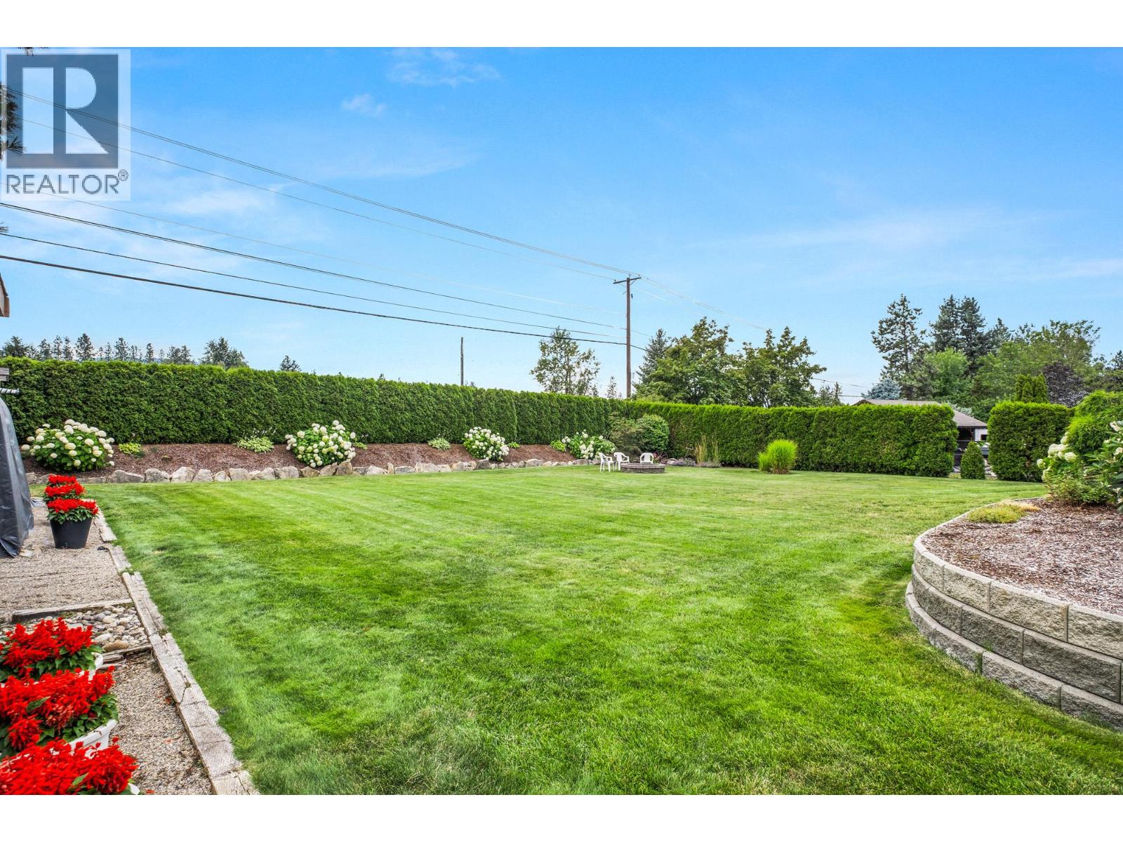 Picture for 3585 Kimatouche  Road https://www.cirrealty.ca/reb/bc/3/10365783_44.jpg