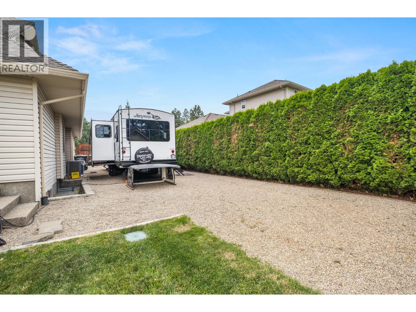 Picture for 3585 Kimatouche  Road https://www.cirrealty.ca/reb/bc/3/10365783_46.jpg