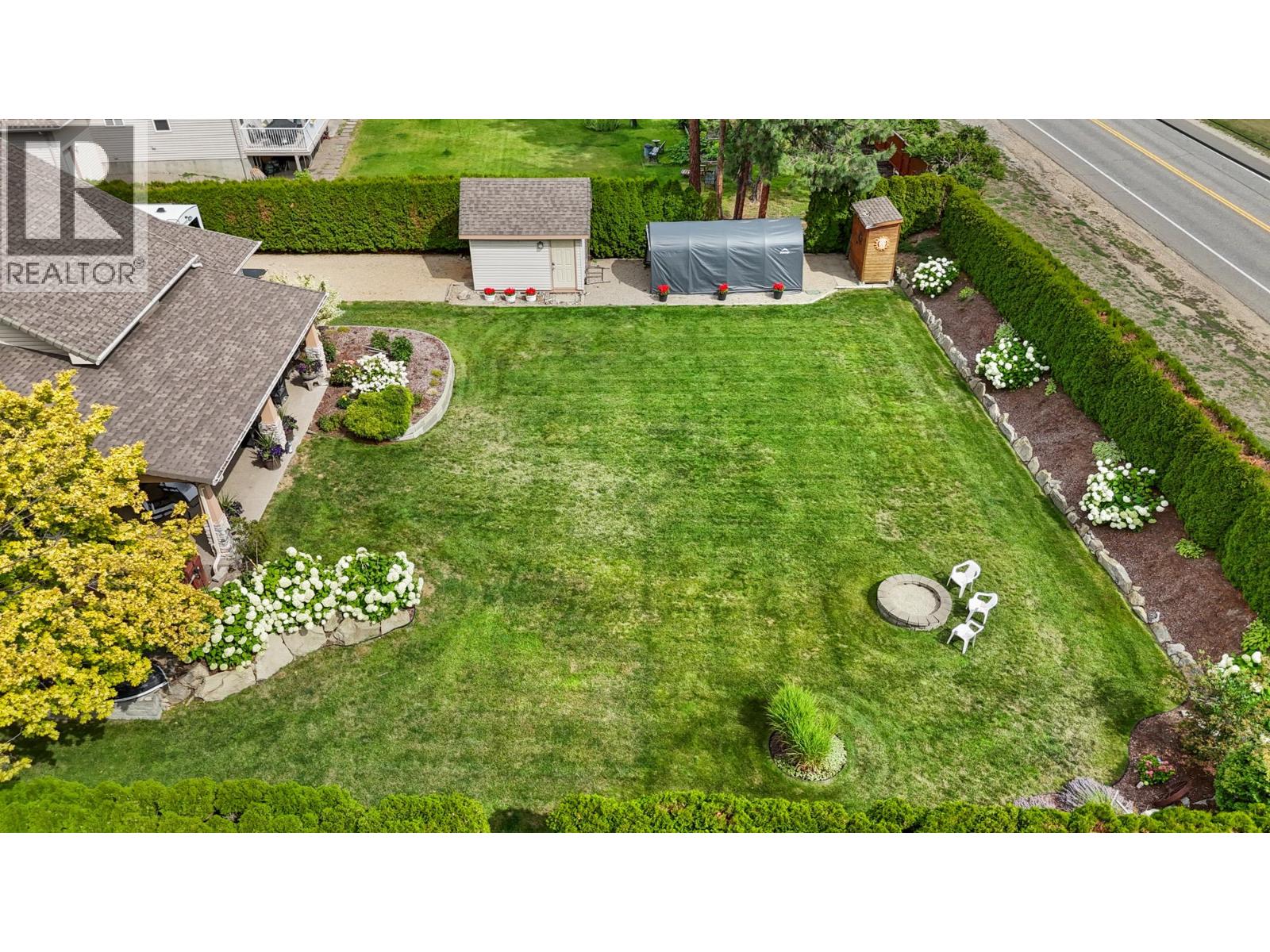 Picture for 3585 Kimatouche  Road https://www.cirrealty.ca/reb/bc/3/10365783_49.jpg