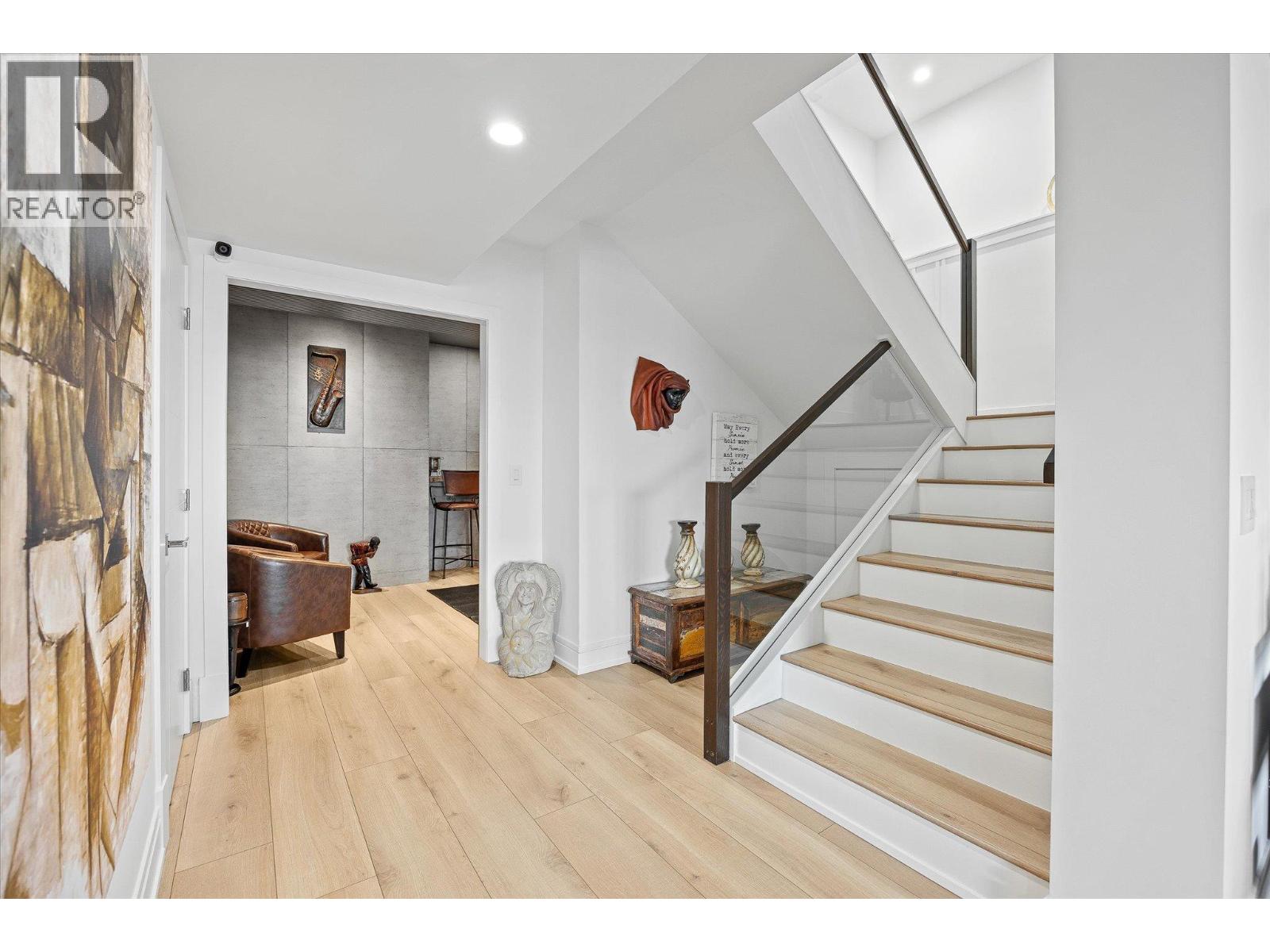 Picture for 750 Kuipers  Crescent https://www.cirrealty.ca/reb/bc/3/10365833_40.jpg