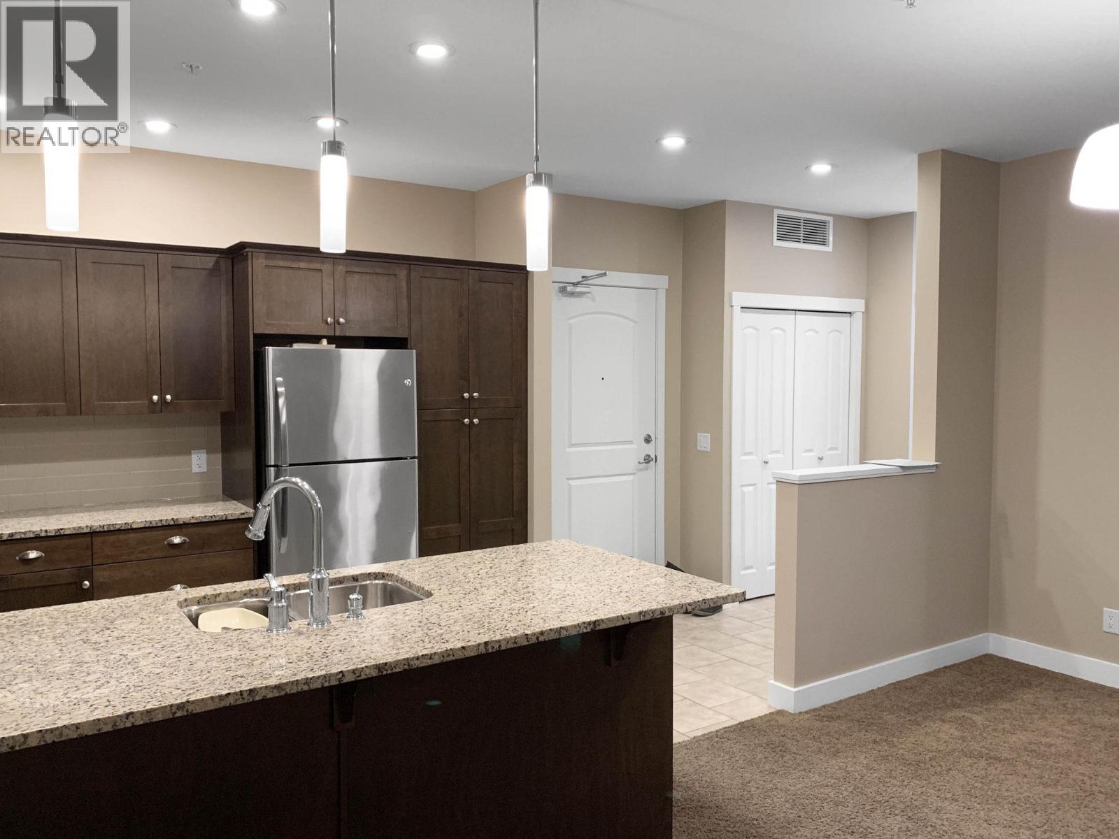 Picture for Unit #2109, 2200 Upper Sundance  Drive https://www.cirrealty.ca/reb/bc/3/10365863_5.jpg