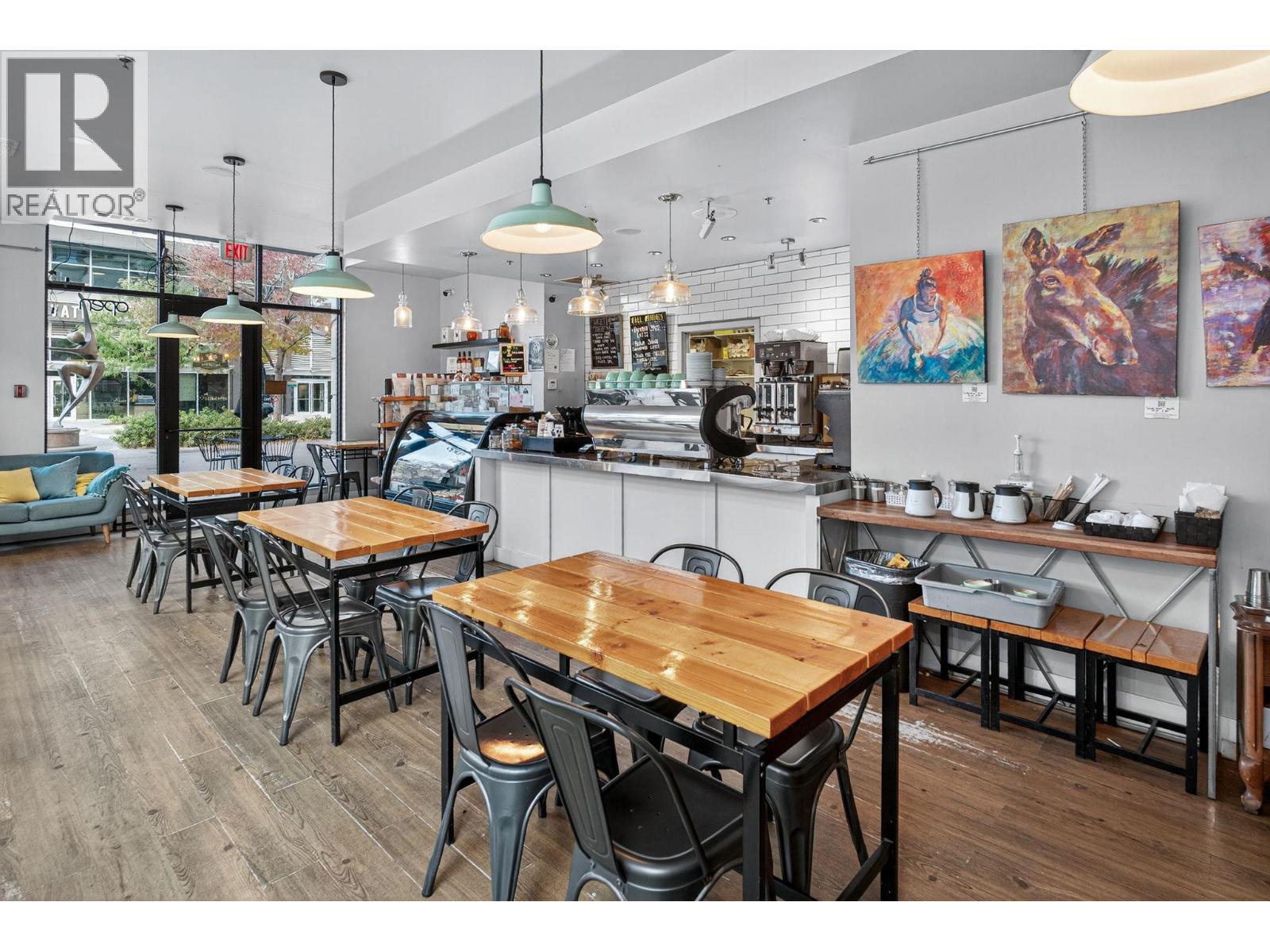 Picture for Unit #100, 1615 Dickson  Avenue https://www.cirrealty.ca/reb/bc/3/10365893_22.jpg