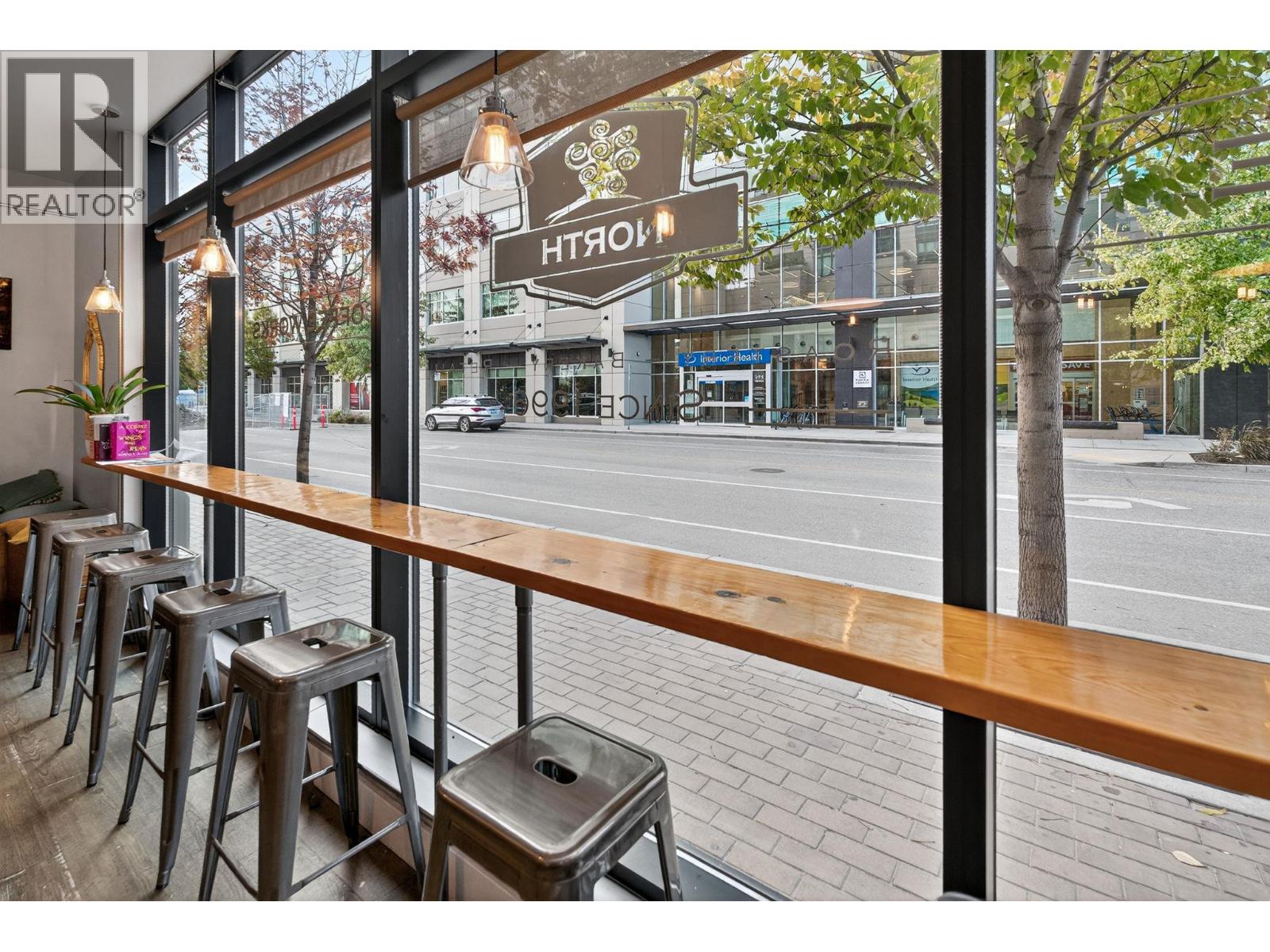 Picture for Unit #100, 1615 Dickson  Avenue https://www.cirrealty.ca/reb/bc/3/10365893_25.jpg