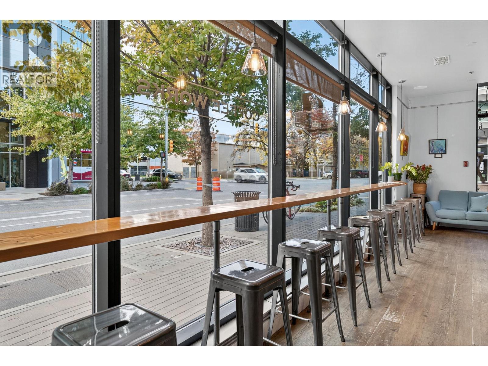 Picture for Unit #100, 1615 Dickson  Avenue https://www.cirrealty.ca/reb/bc/3/10365893_28.jpg