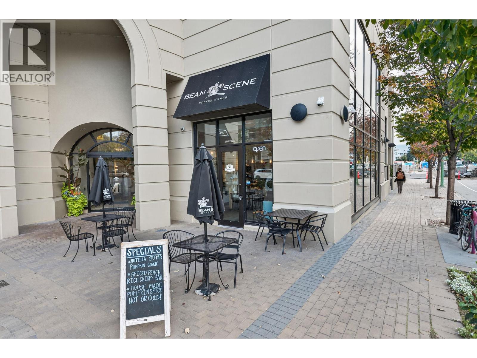 Picture for Unit #100, 1615 Dickson  Avenue https://www.cirrealty.ca/reb/bc/3/10365893_8.jpg