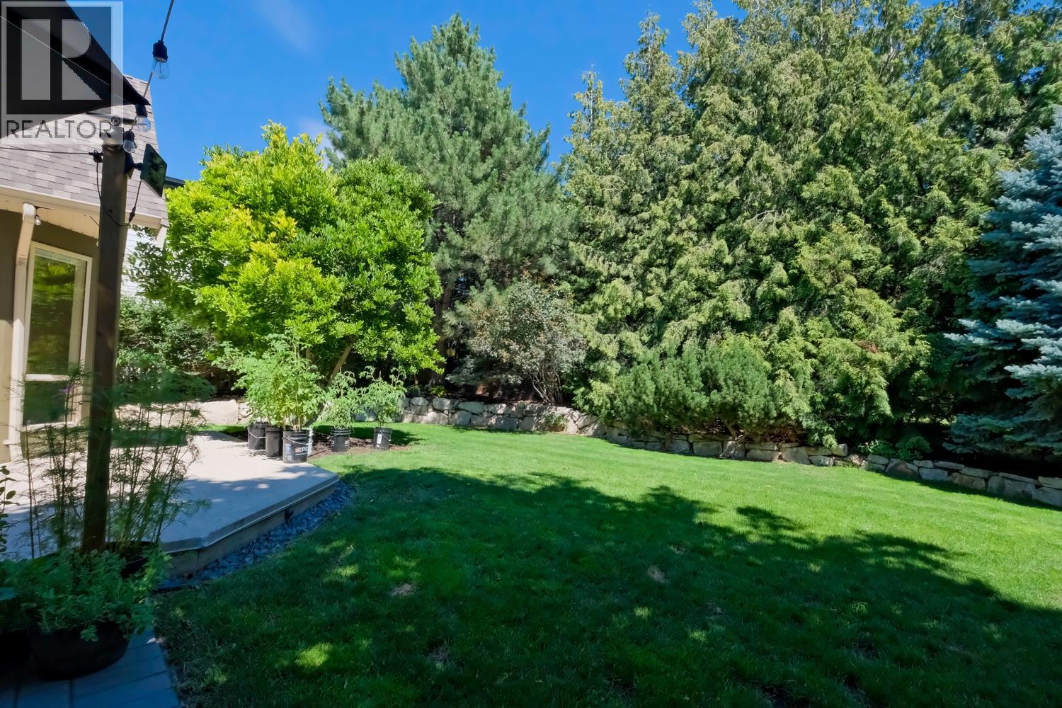Picture for 3063 Thacker  Drive https://www.cirrealty.ca/reb/bc/3/10365903_18.jpg