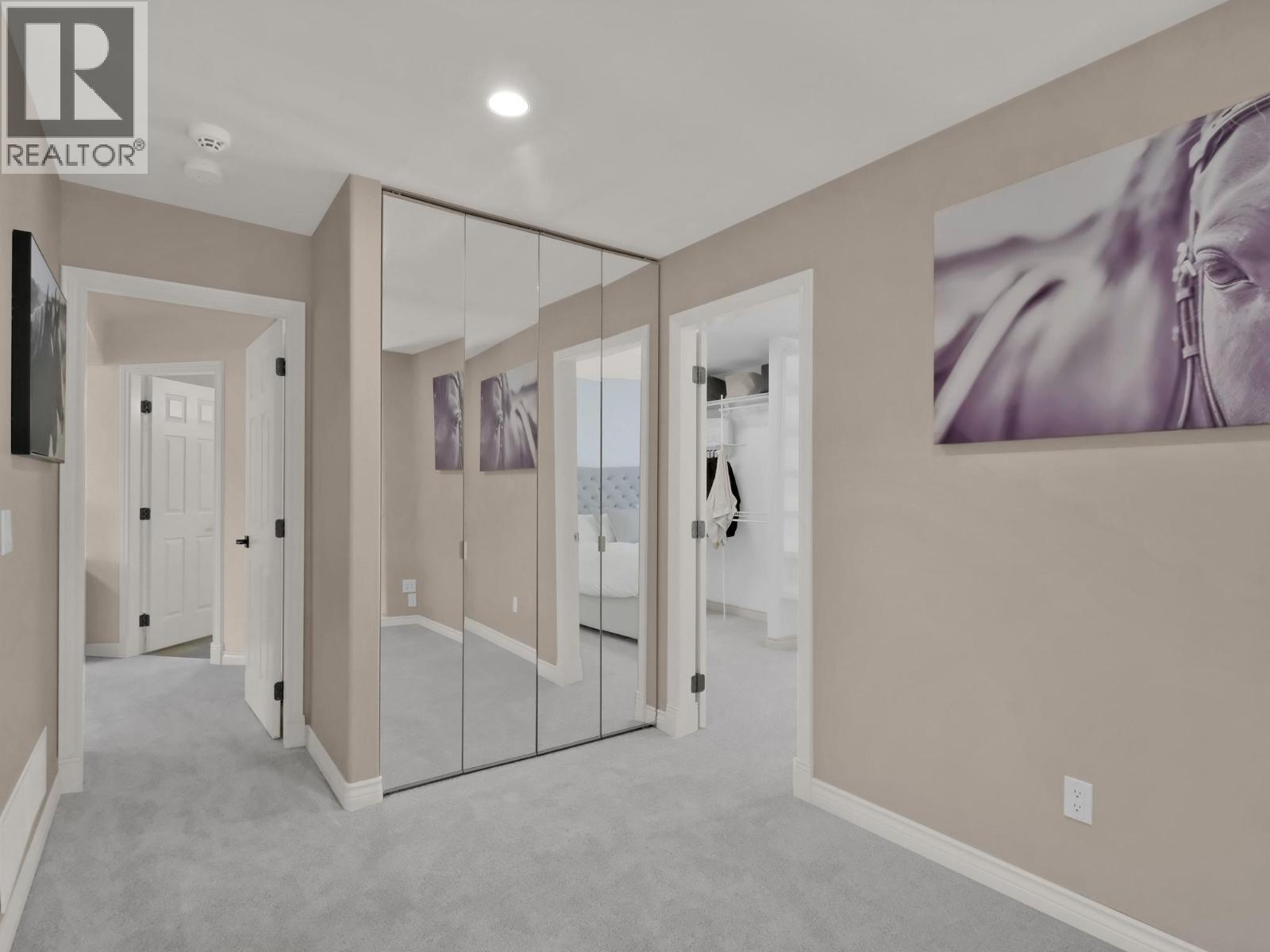 Picture for 3063 Thacker  Drive https://www.cirrealty.ca/reb/bc/3/10365903_2.jpg