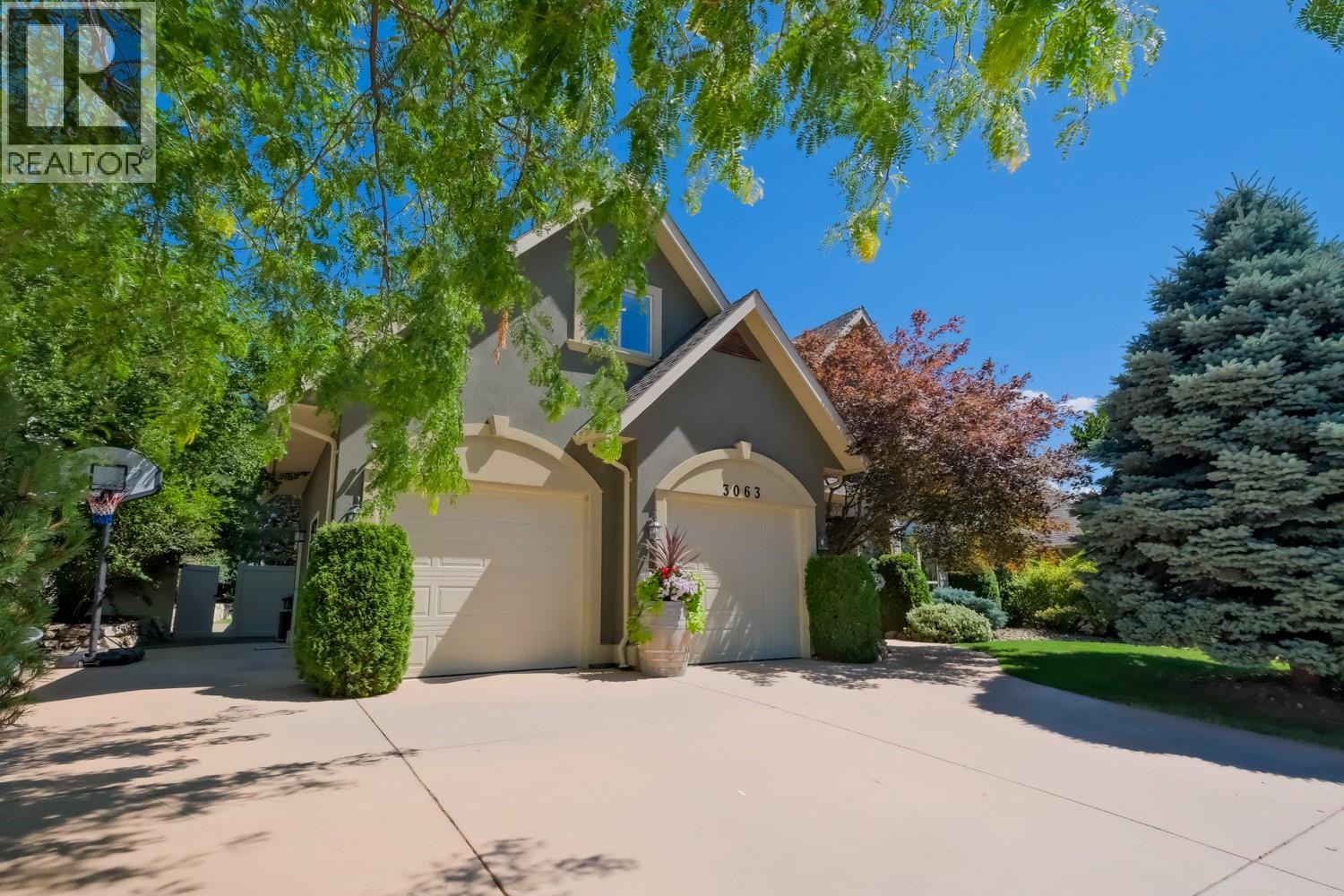 Picture for 3063 Thacker  Drive https://www.cirrealty.ca/reb/bc/3/10365903_22.jpg