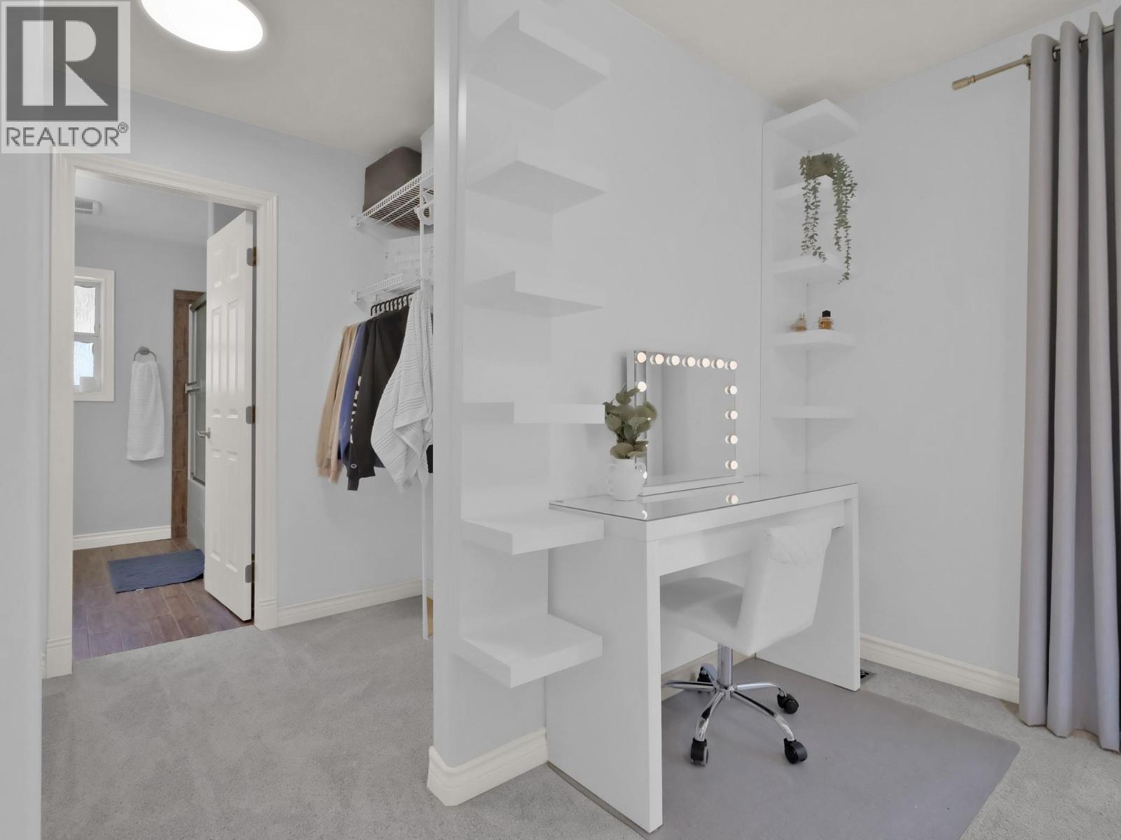 Picture for 3063 Thacker  Drive https://www.cirrealty.ca/reb/bc/3/10365903_6.jpg