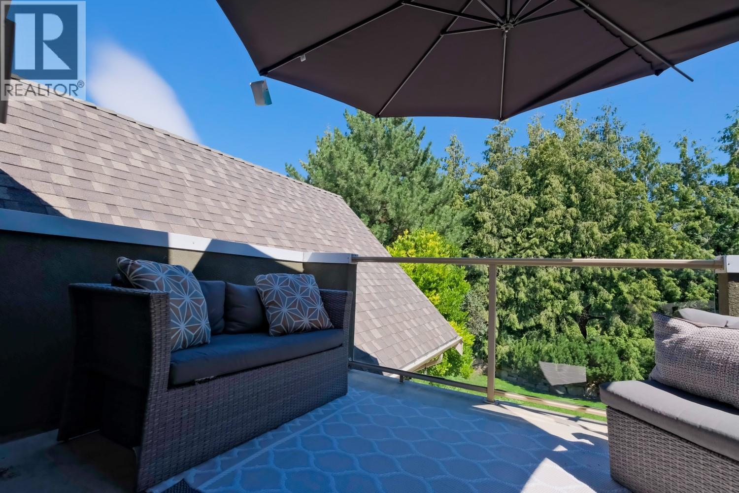 Picture for 3063 Thacker  Drive https://www.cirrealty.ca/reb/bc/3/10365903_9.jpg