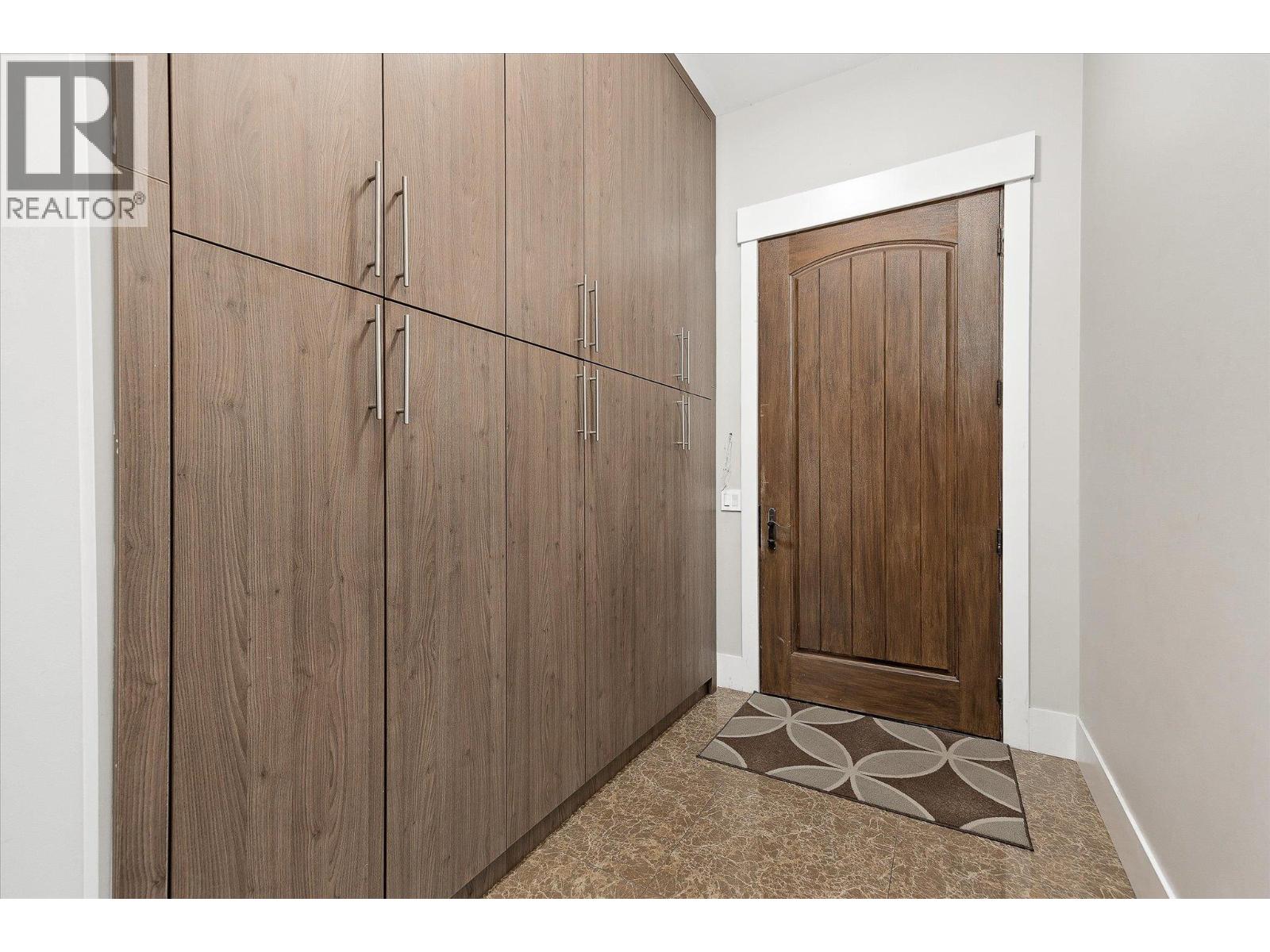 Picture for 3666 Benvoulin  Road https://www.cirrealty.ca/reb/bc/3/10365913_28.jpg